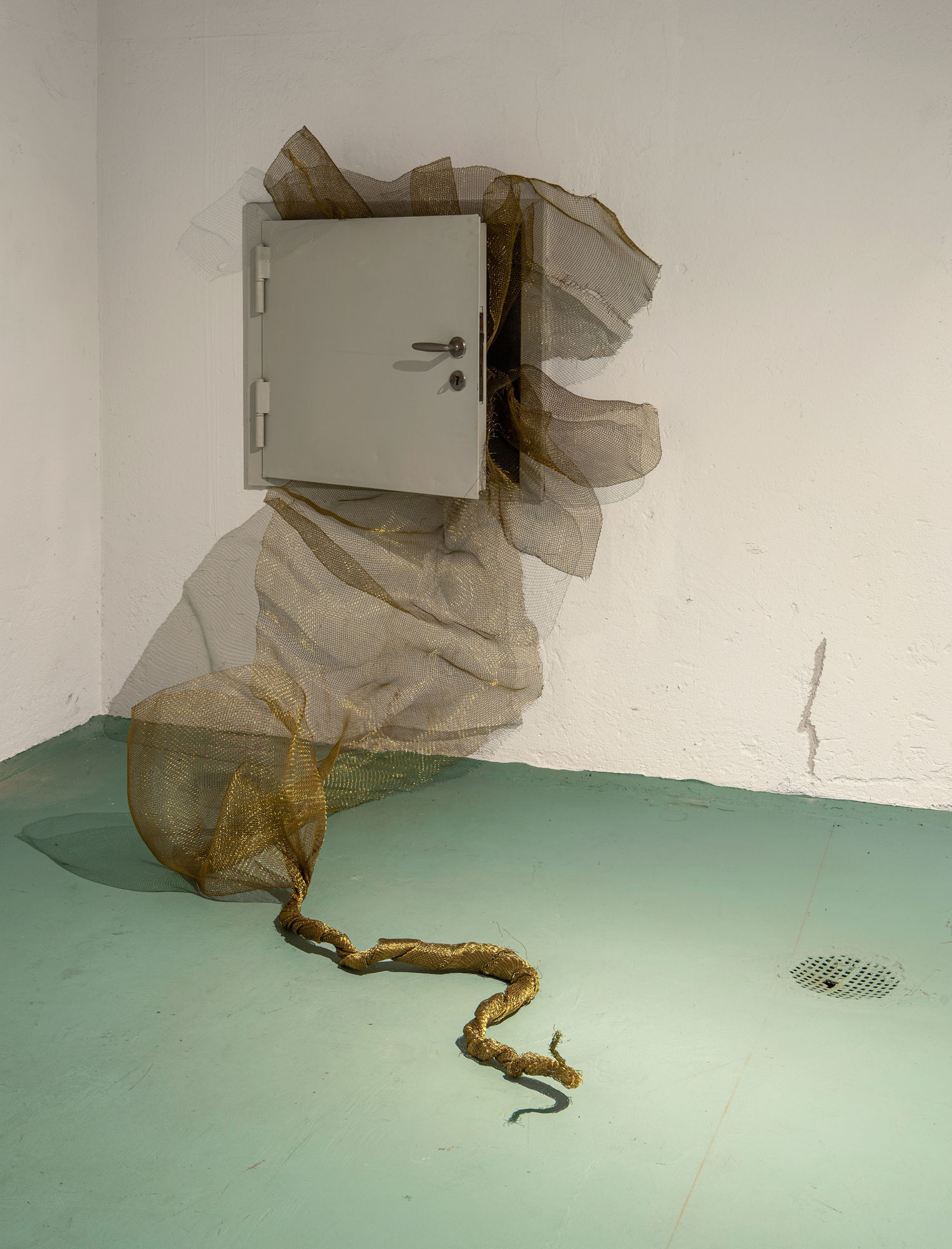 Group show | From Whispers to the Holy Grail