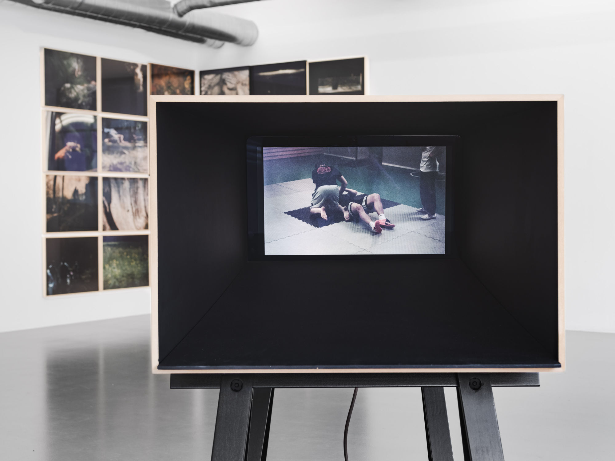 Installation view, Martina Hoogland Ivanow, Shadow Works, Living the Dream, 2025, Galleri Duerr. Photo: Jean-Baptiste Béranger.