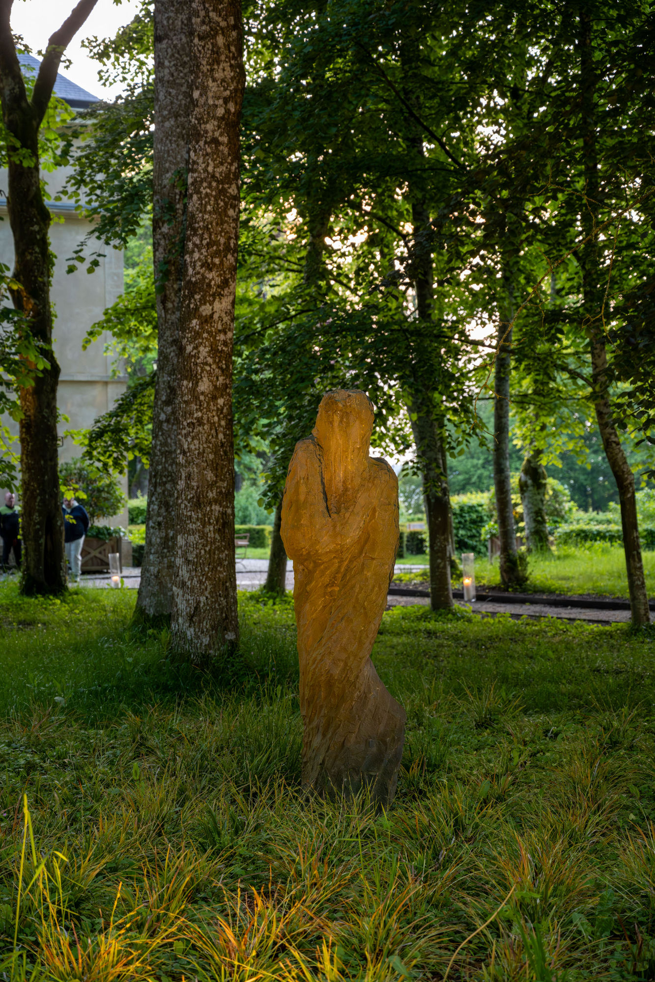 Eugène Dodeigne, Figure debout , 1982