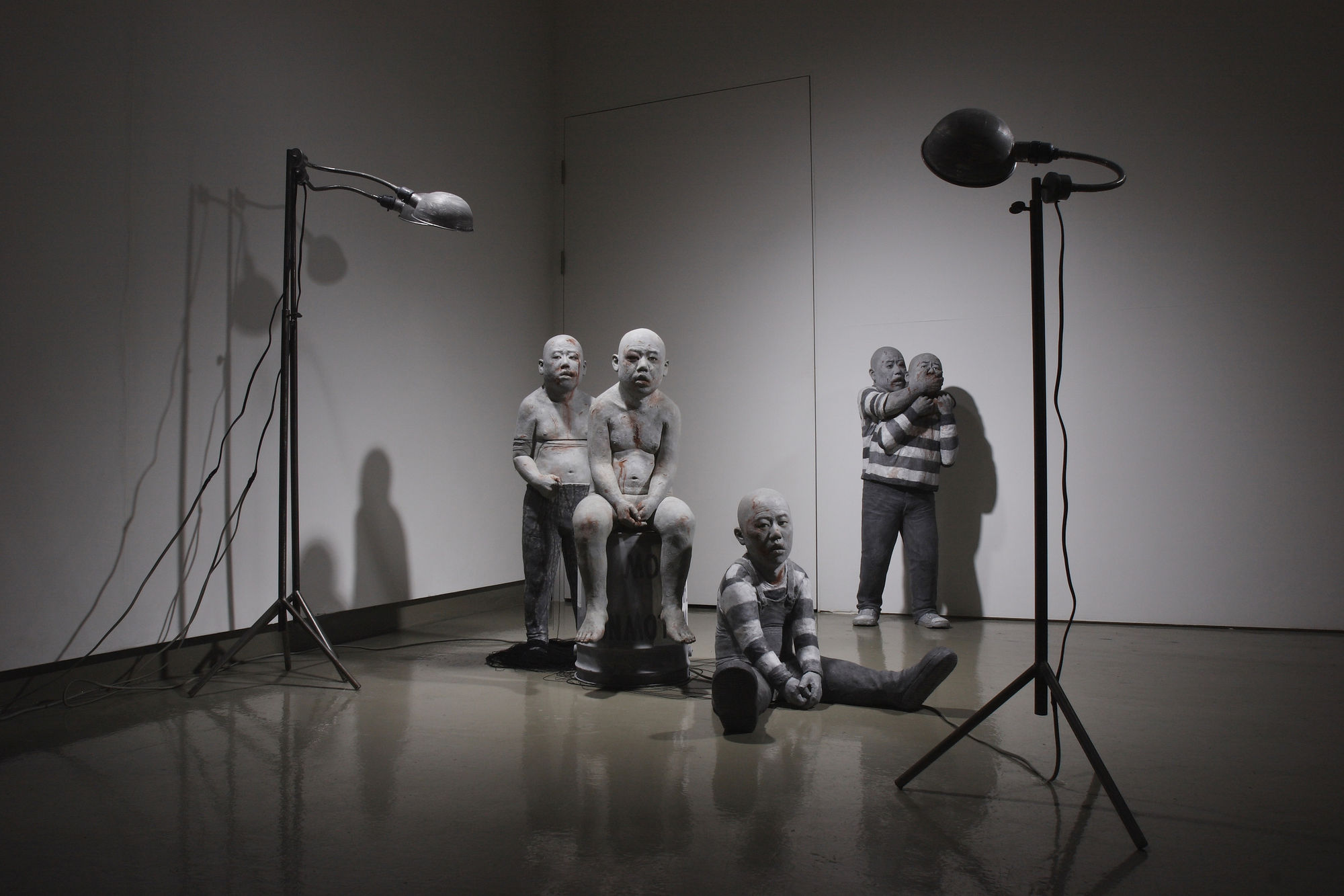 Chun Sungmyung, Swallowing the Shadow, 2007