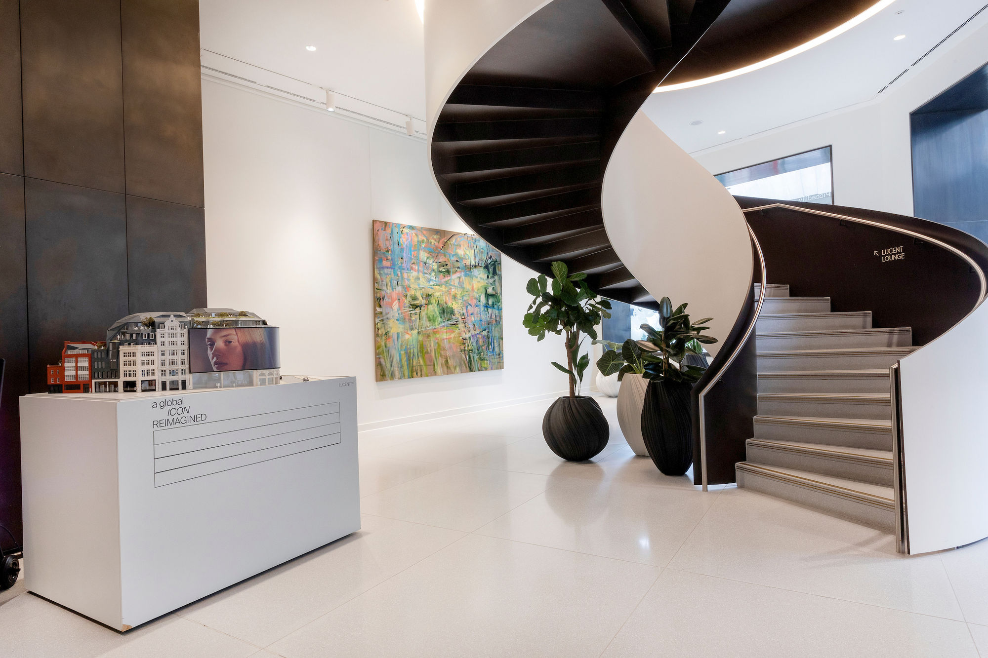 HEART TAKES FLIGHT: Catherine Long at the Lucent Lobby