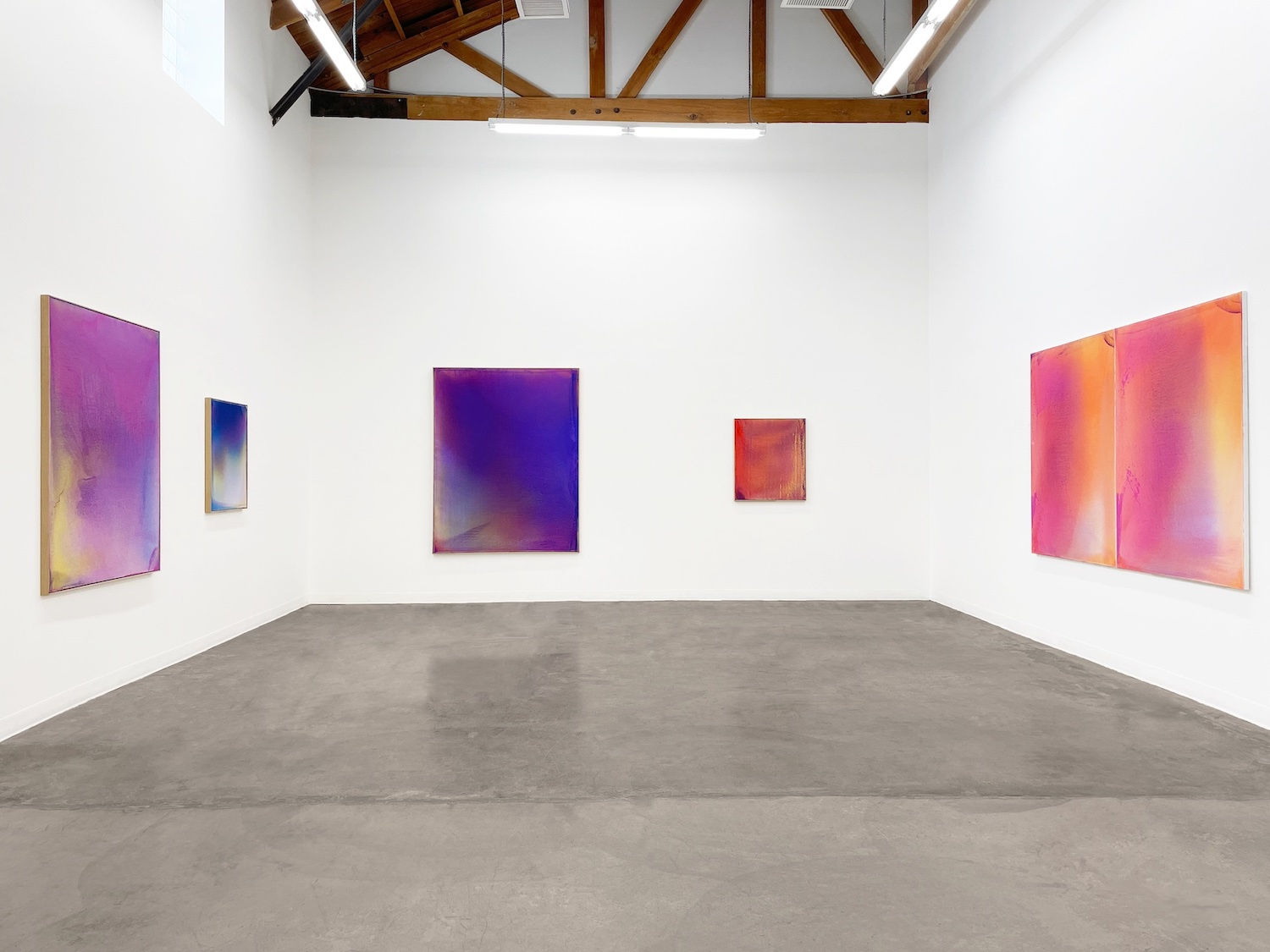 LOOKING AWRY - Thorbjørn Bechmann