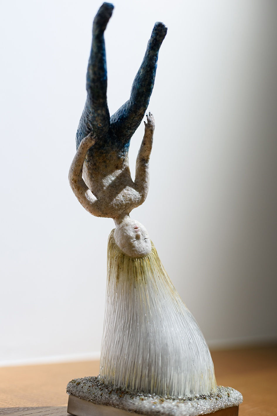 菅野 有紀子: 「撫でる、抱き寄せる、リードを持つ」