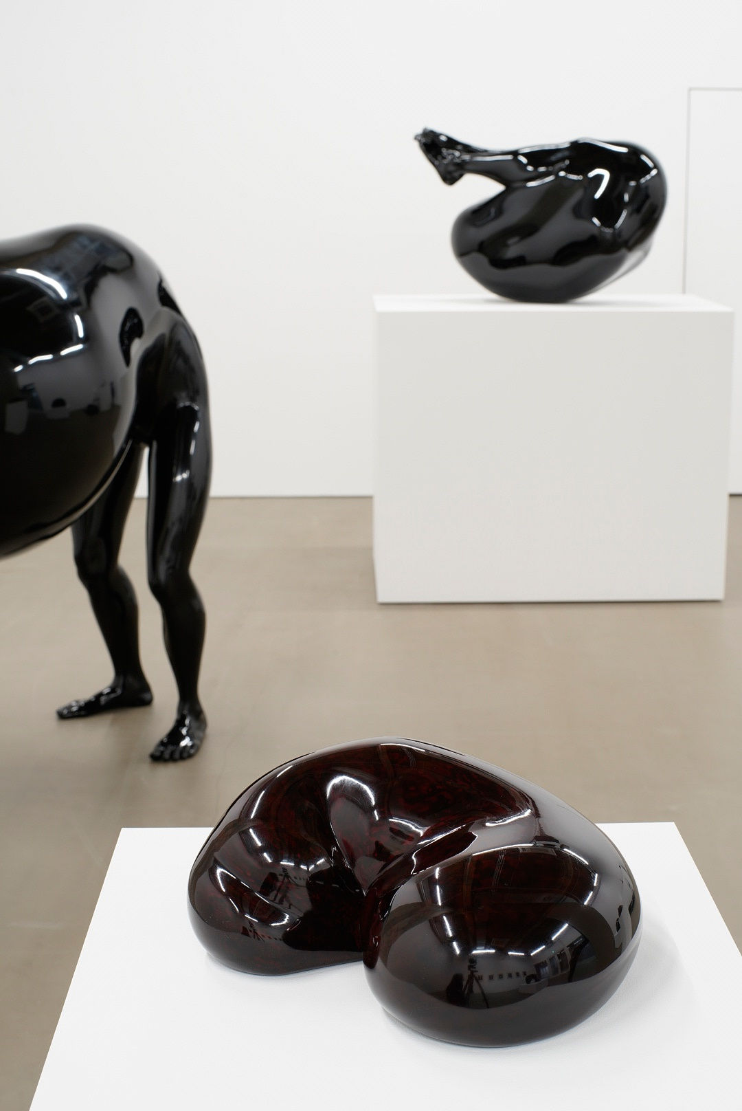 青木 千絵：沈静なる⾝体