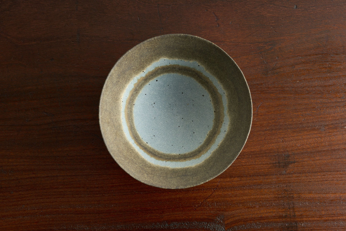 ジェニファー・リー： セラミックとドローイング