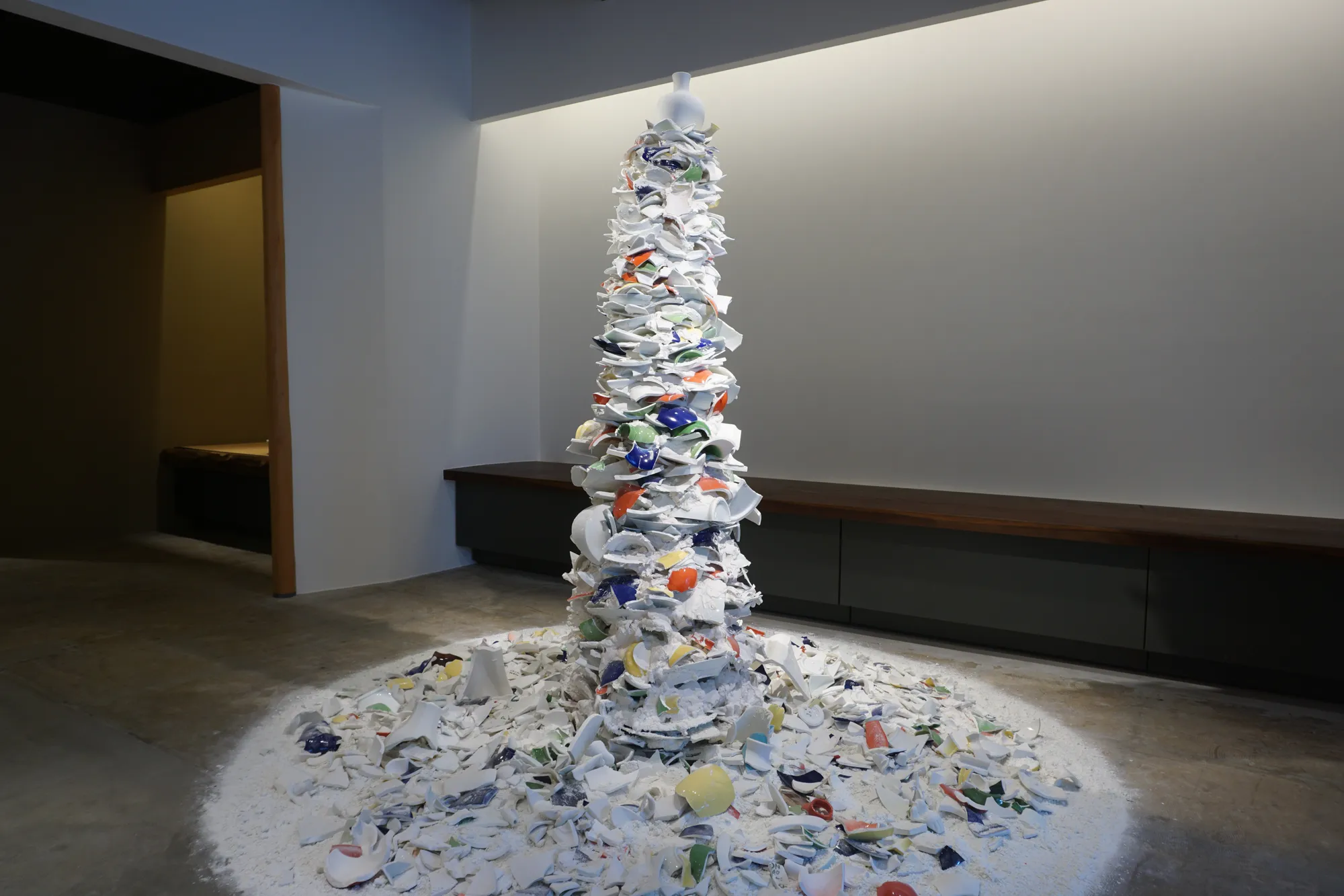 Lee Ufan : Fragments and Ruins