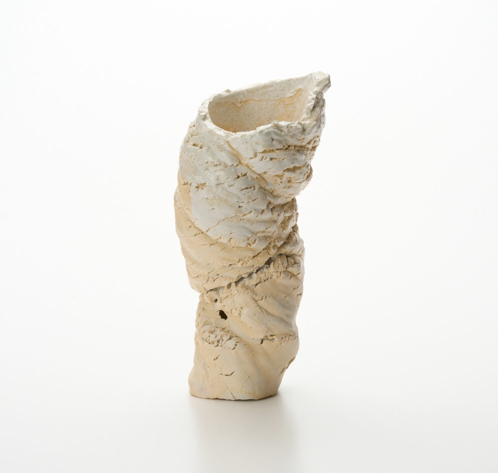 サム・チャット, Blossoming Hillside, 2024