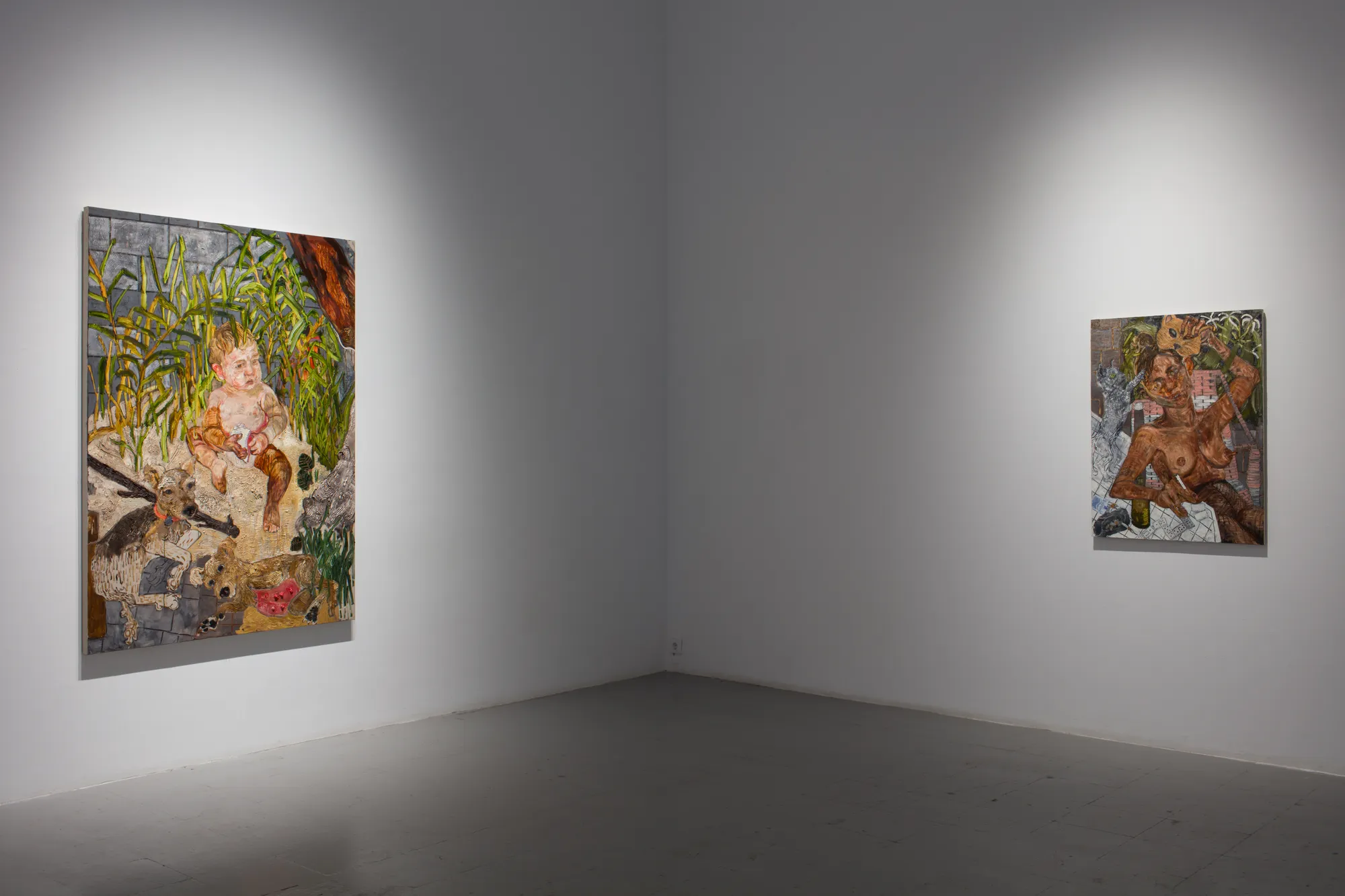 Entre paredes y máscaras