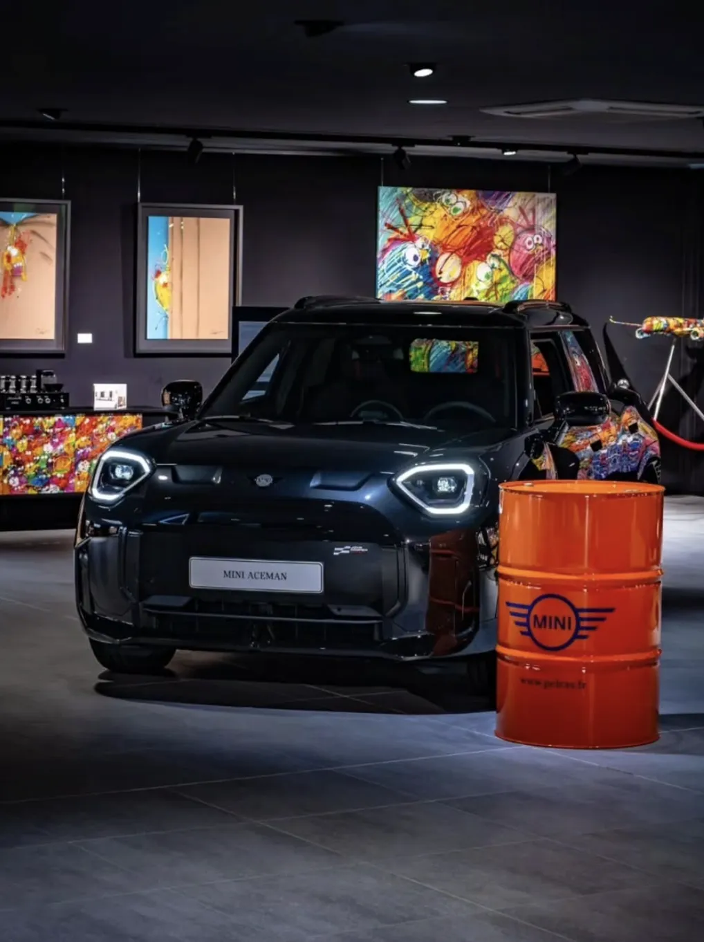 CEET X MINI (exhibition starting December 10 / 2 p.m.)