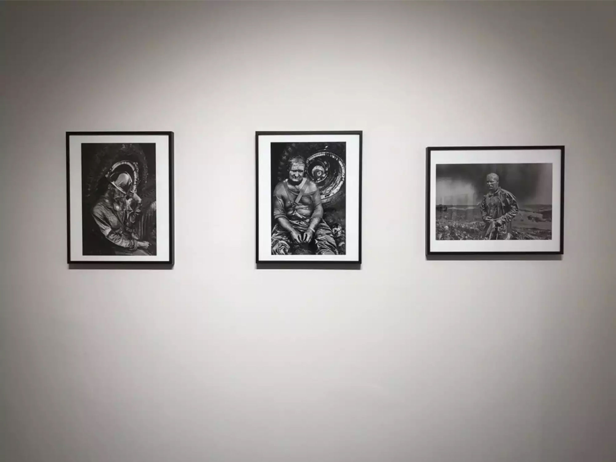 Sebastião Salgado - Kuwait: A Desert on Fire