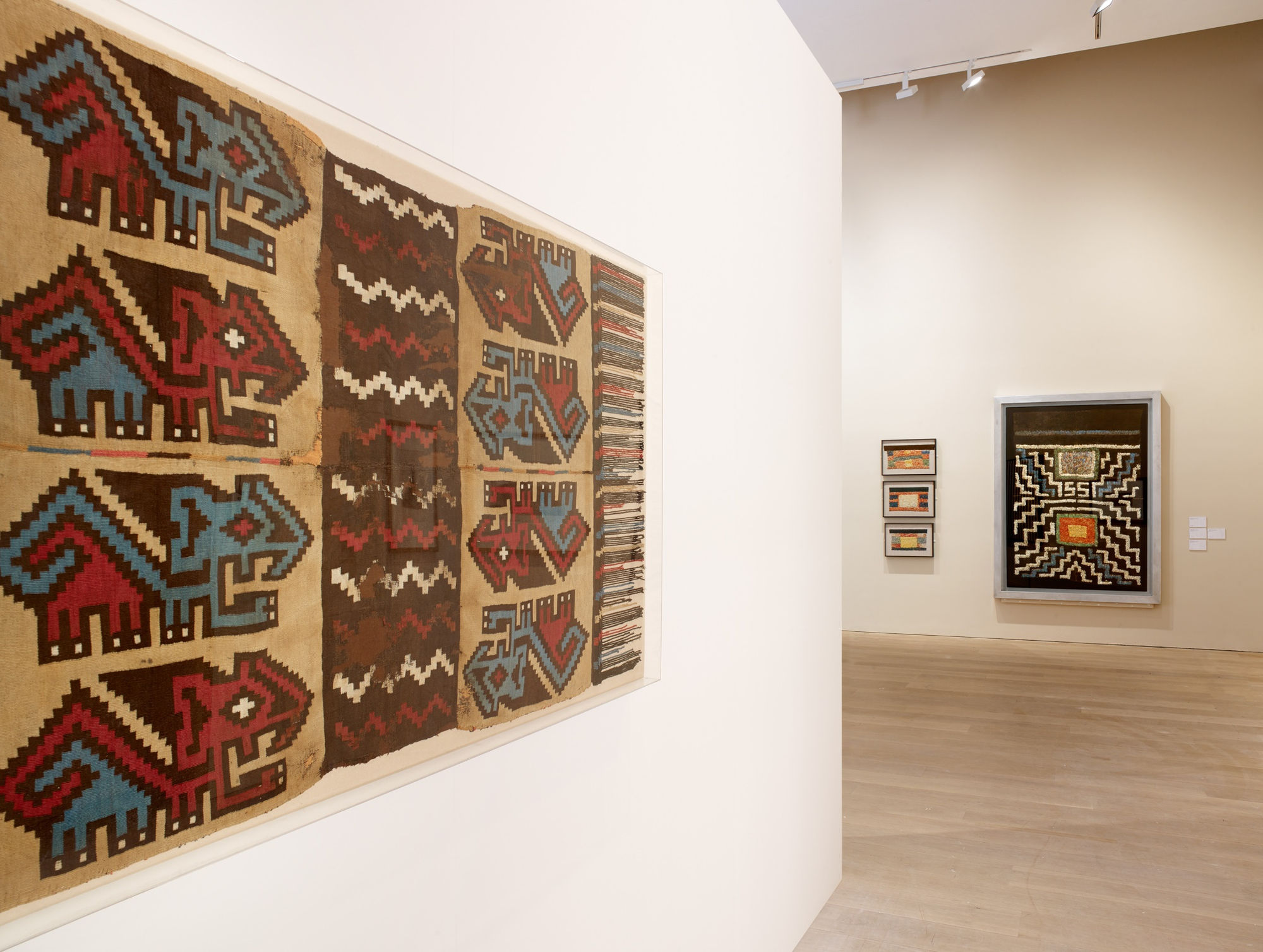 Ancient Textiles from the Andes / Whitworth Art Gallery Museum