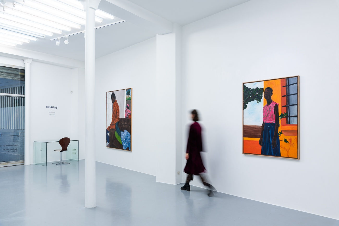Ukhurhe, Matthew Eguavoen's solo exhibition in Paris at AFIKARIS Gallery. African Contemporary Painting. Studio Vanssay