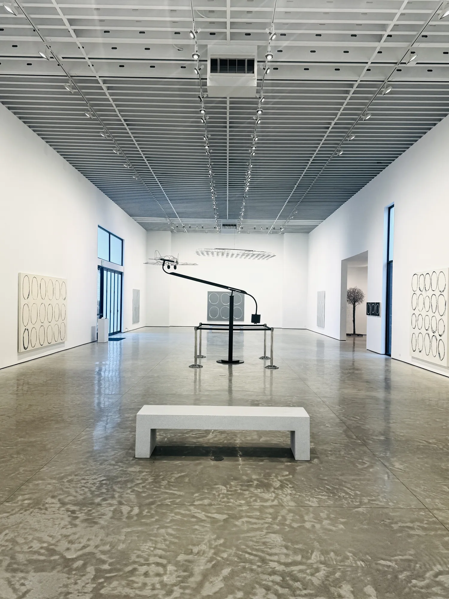 Alexander-liberman-morrison-gallery-kent-ct-circles-emmerich