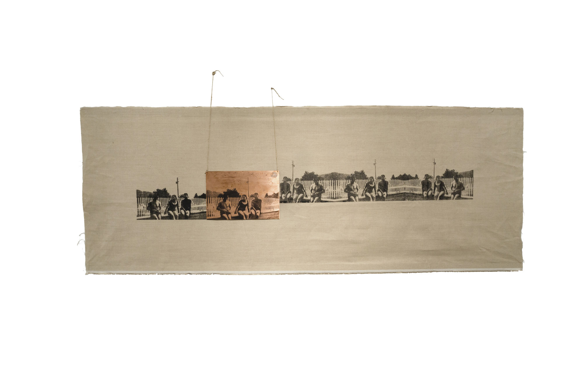 Poolside I | ١ المسبح 2015 Silkscreen Ink on Canvas and Copper | الشاشة الحريرية حبر على قماش ونحاس 184 x 69 cm