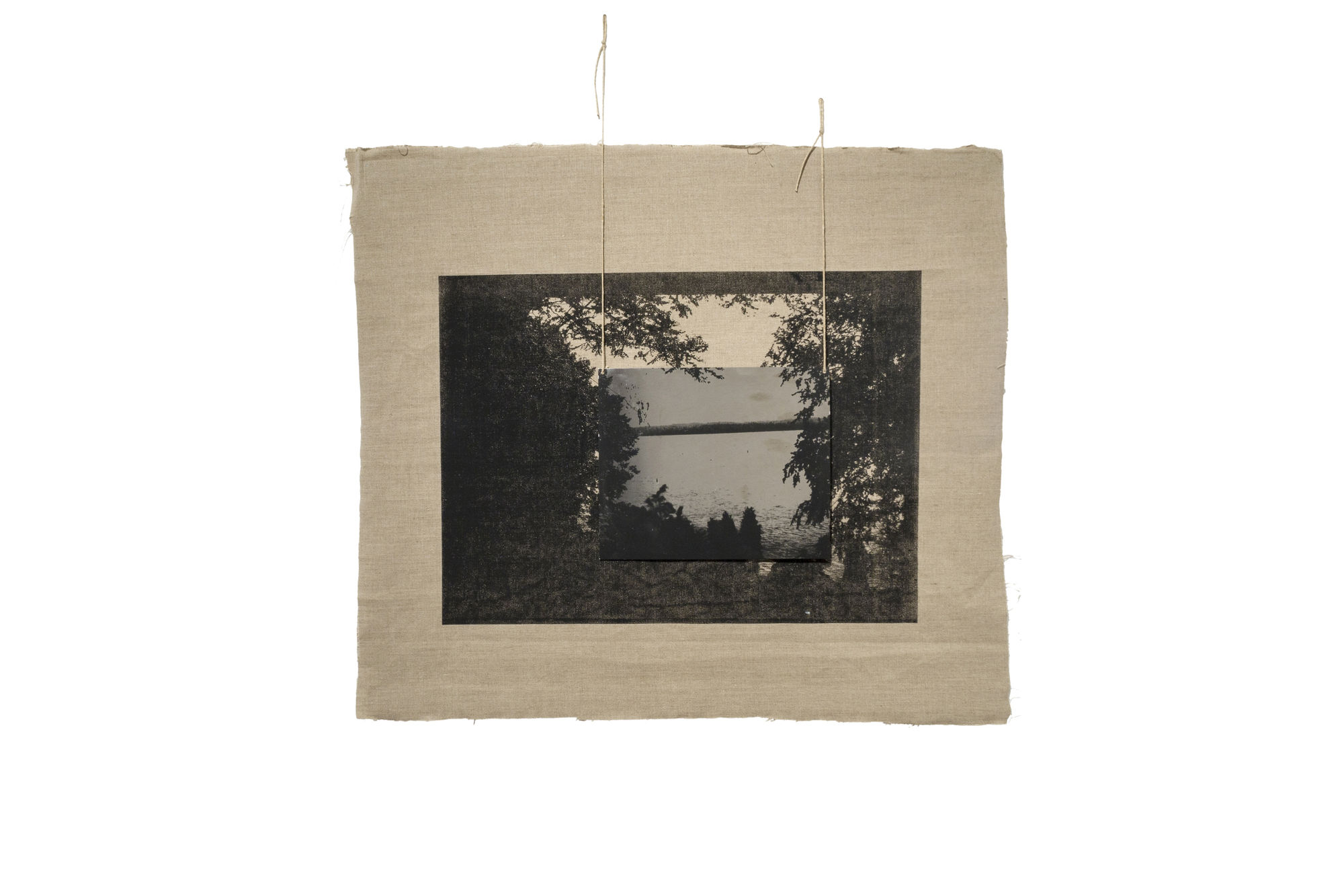 The Lake | البحيره 2015 Silkscreen Ink on Canvas and Brushed Metal | حبر من الحرير على قماش ومعدن مصقول 85 x 76 cm