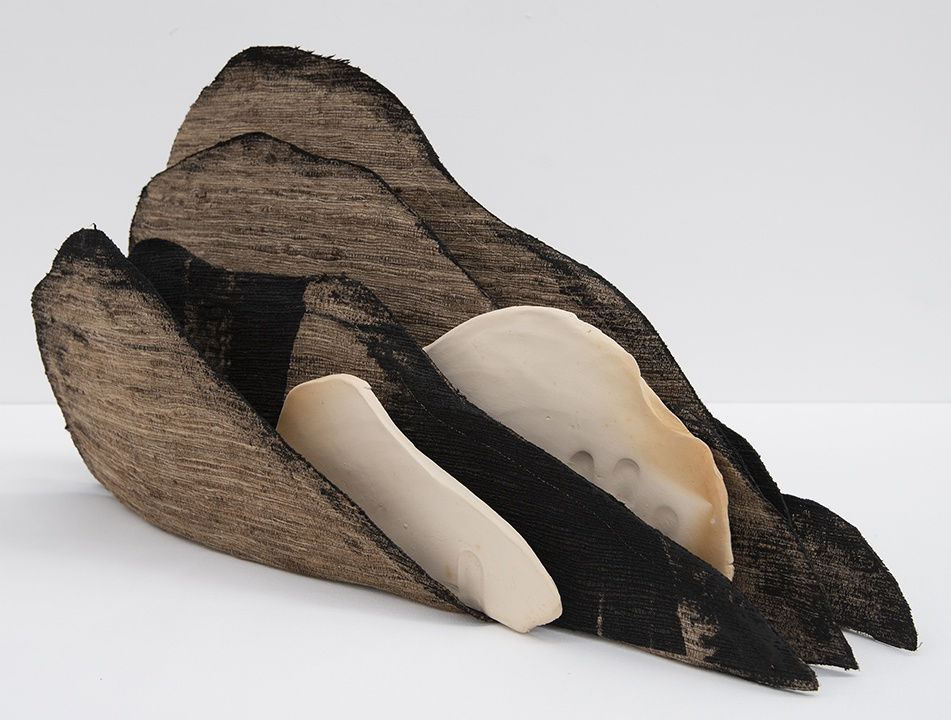 THE PAST DREAMS OF THE FUTURE III | احلام الماضي للمستقبل ٣ 2022 TUSSAR SILK, SILKSCREEN INK, ACRYLIC PAINT, CLAY | حرير توسار، حبر حريري، طلاء أكريليك، طين 50 X 23 X 28 CM