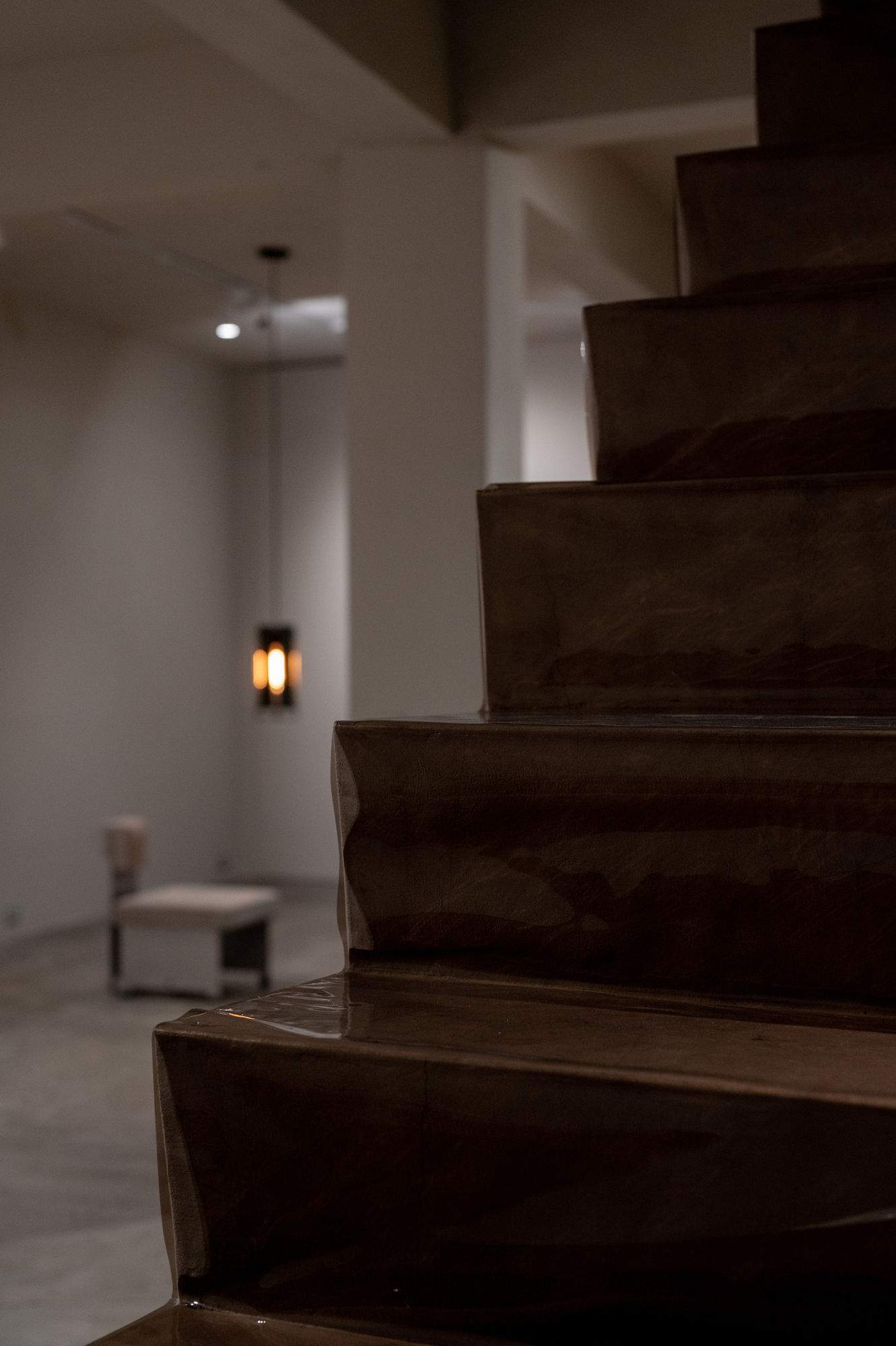 monouno：傍晚的雙黃燈