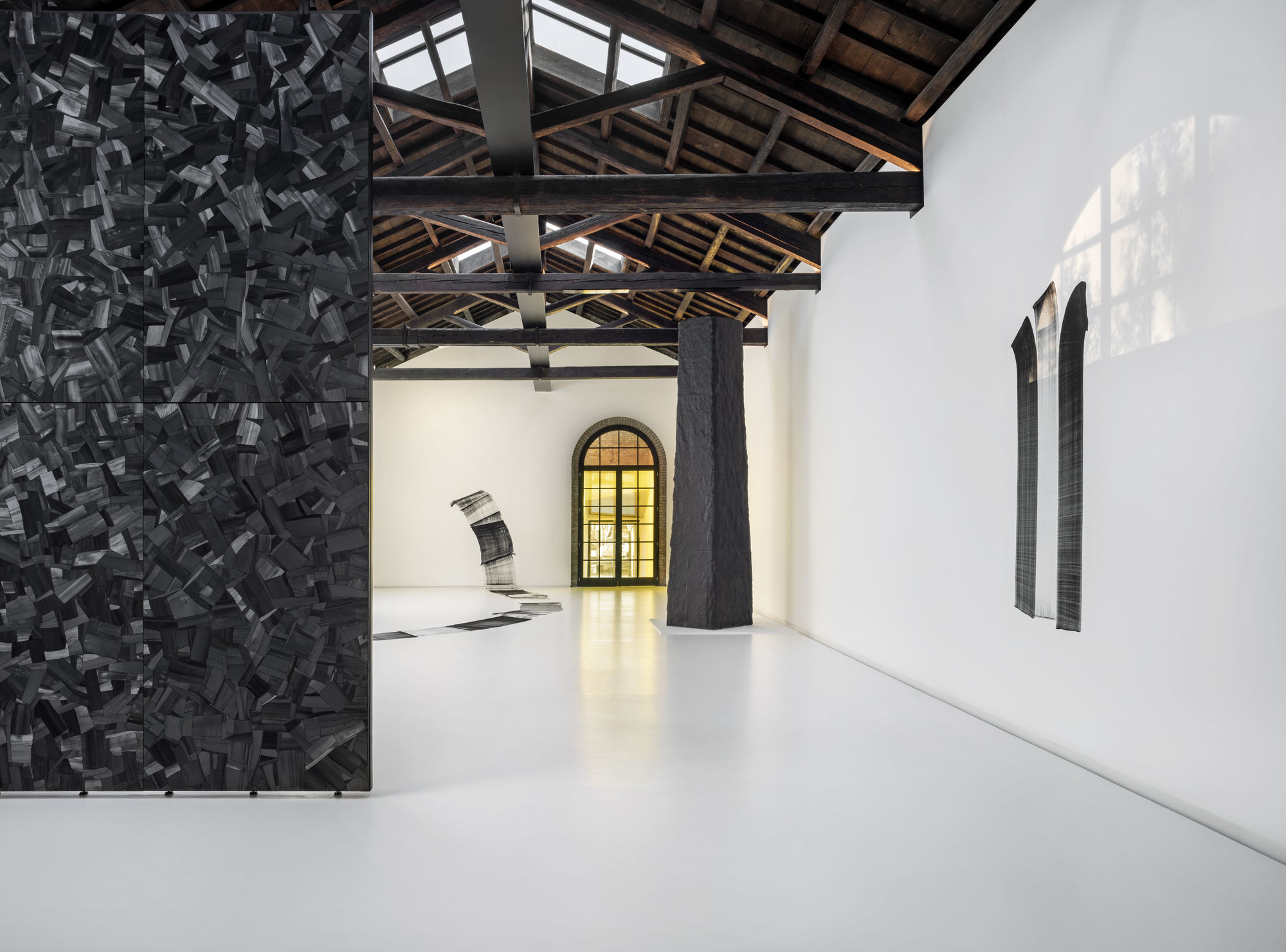 LA MAISON DE LA LUNE BRÛLÉE