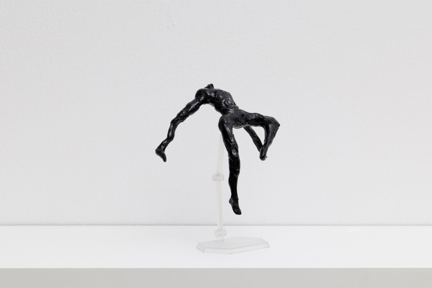 댄서 Dancer, 플라스틱 피규어와 지지대, 수지 점토, 알루미늄 철사, 프라이머 plastic figures and stands, air-dry resin clay, aluminum wire, primer, 17.2 x 14.8 x 8.4 cm, 2026