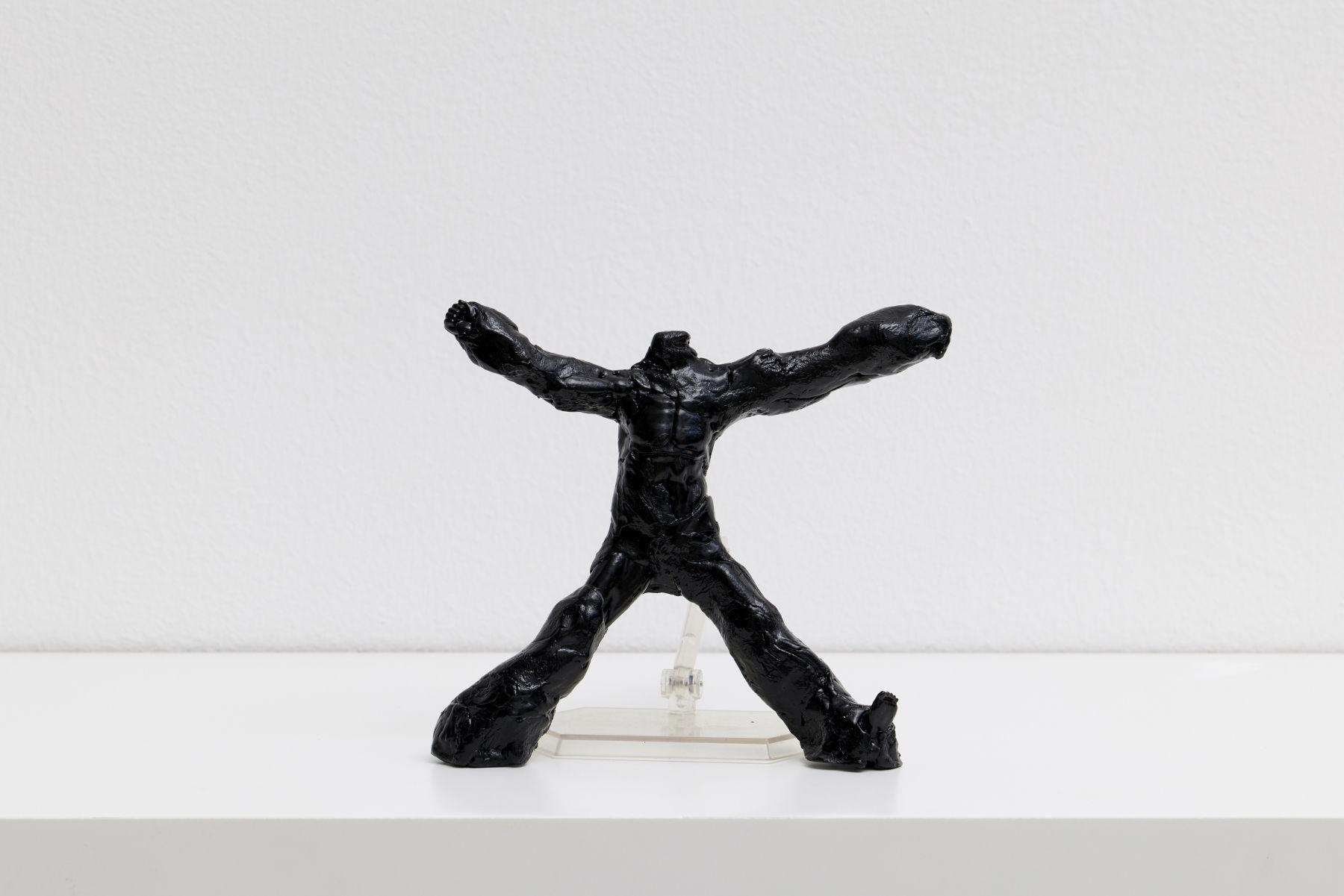 댄서 Dancer, 플라스틱 피규어와 지지대, 수지 점토, 알루미늄 철사, 프라이머 plastic figures and stands, air-dry resin clay, aluminum wire, primer, 12 x 13.6 x 11.5 cm, 2025