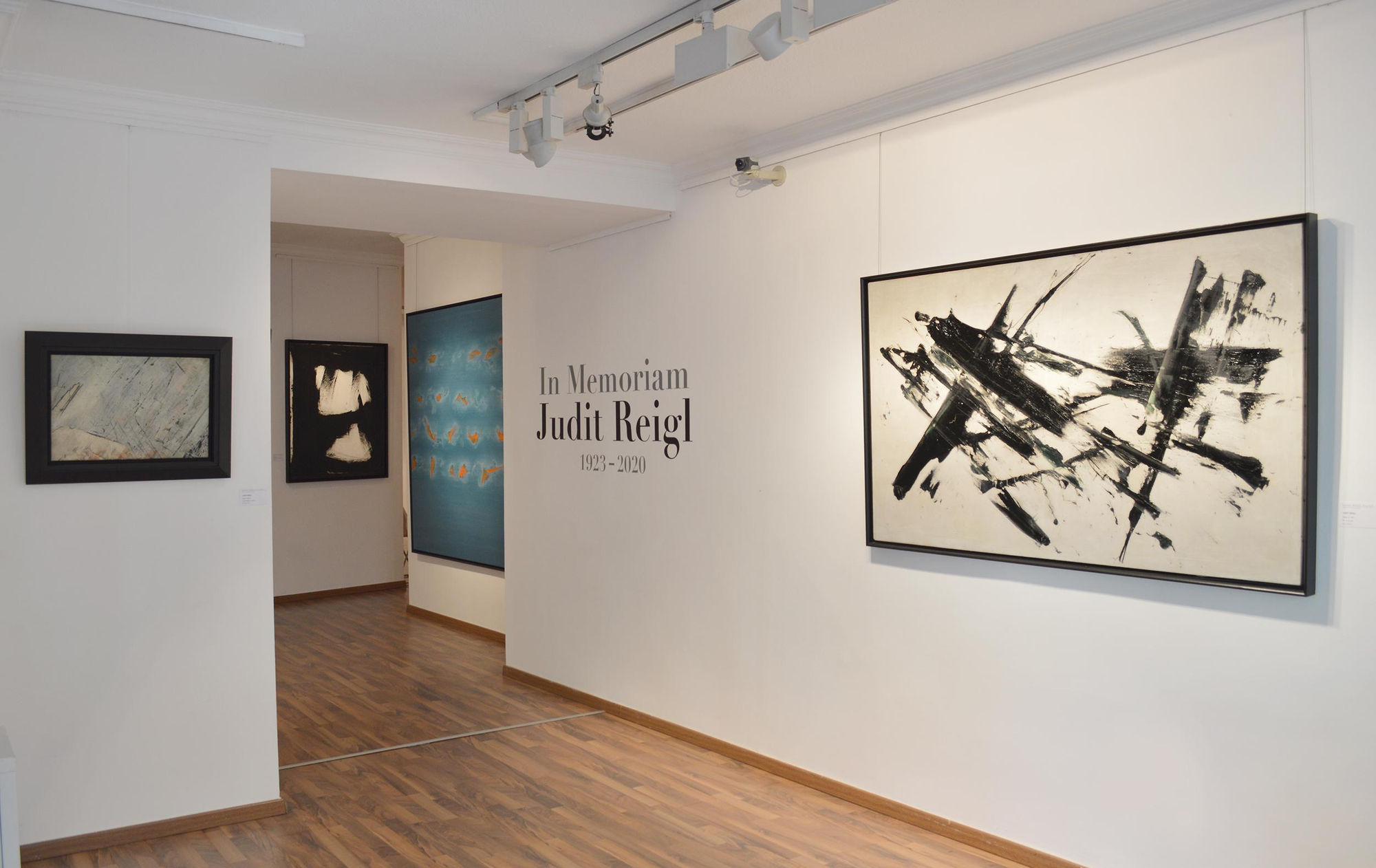 © Photo Kálmán Makláry Fine Arts Budapest