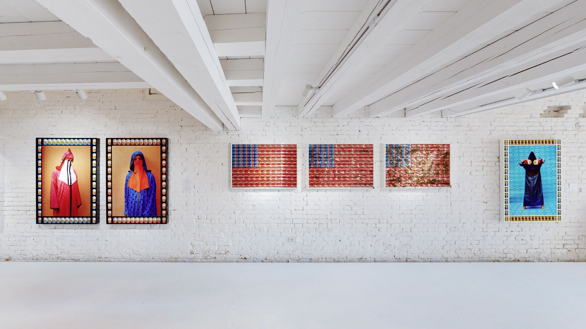 View of the exhibition "The Color of dreams".