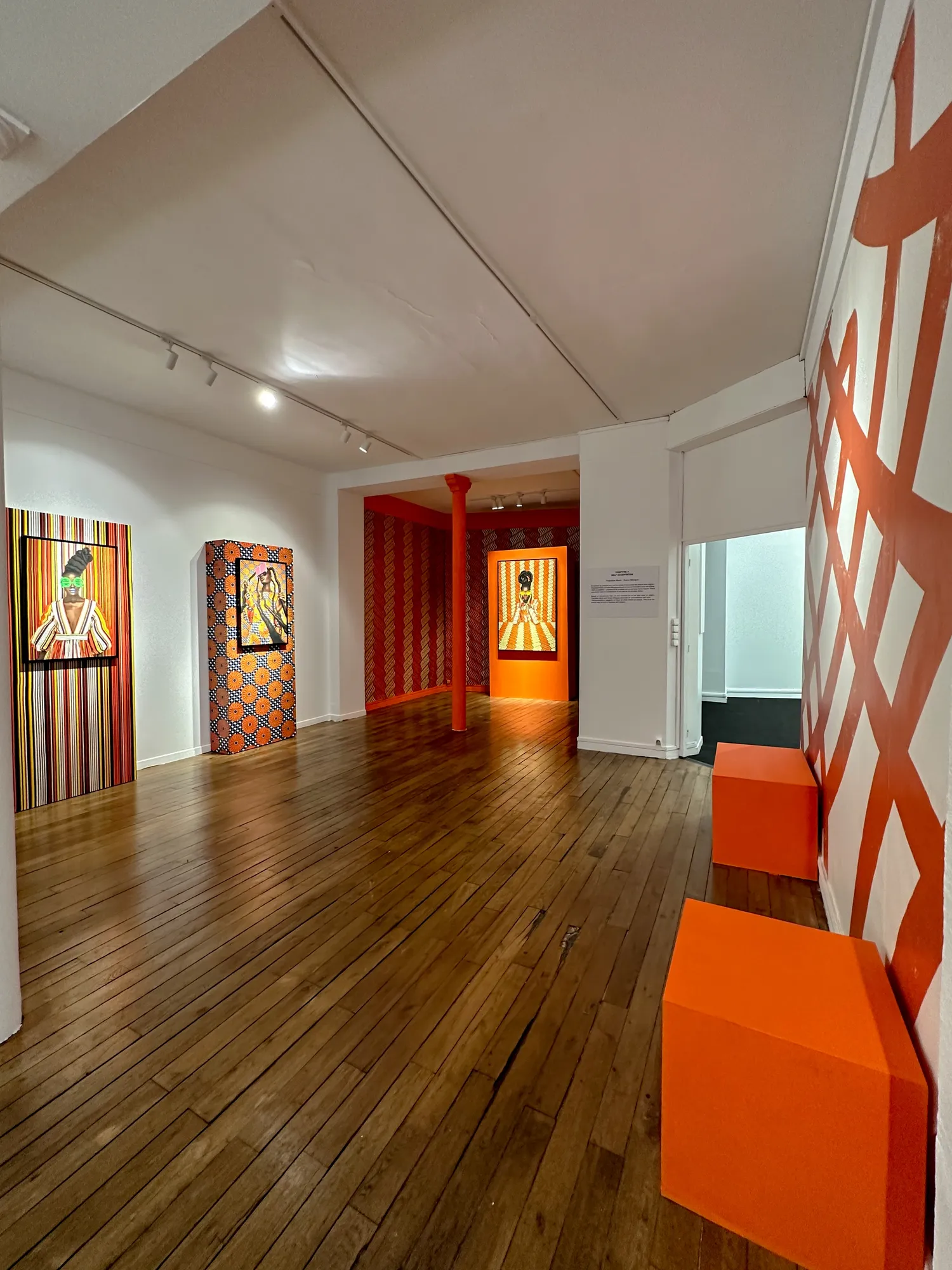 Thandiwe Muriu ; view of the exhibition "We are enough". Photo ©Said Yilmaz.