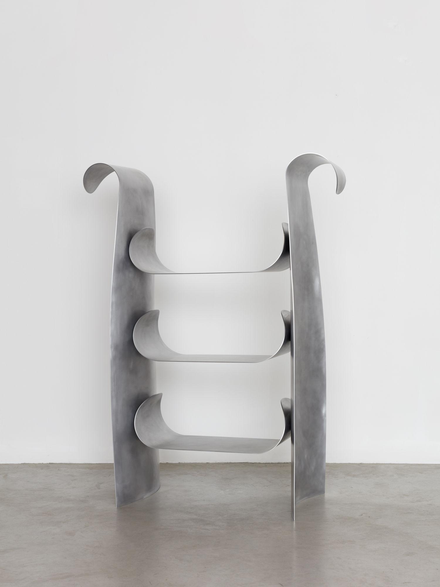 Yoon Shun - Waves in object, Shelf, 2024