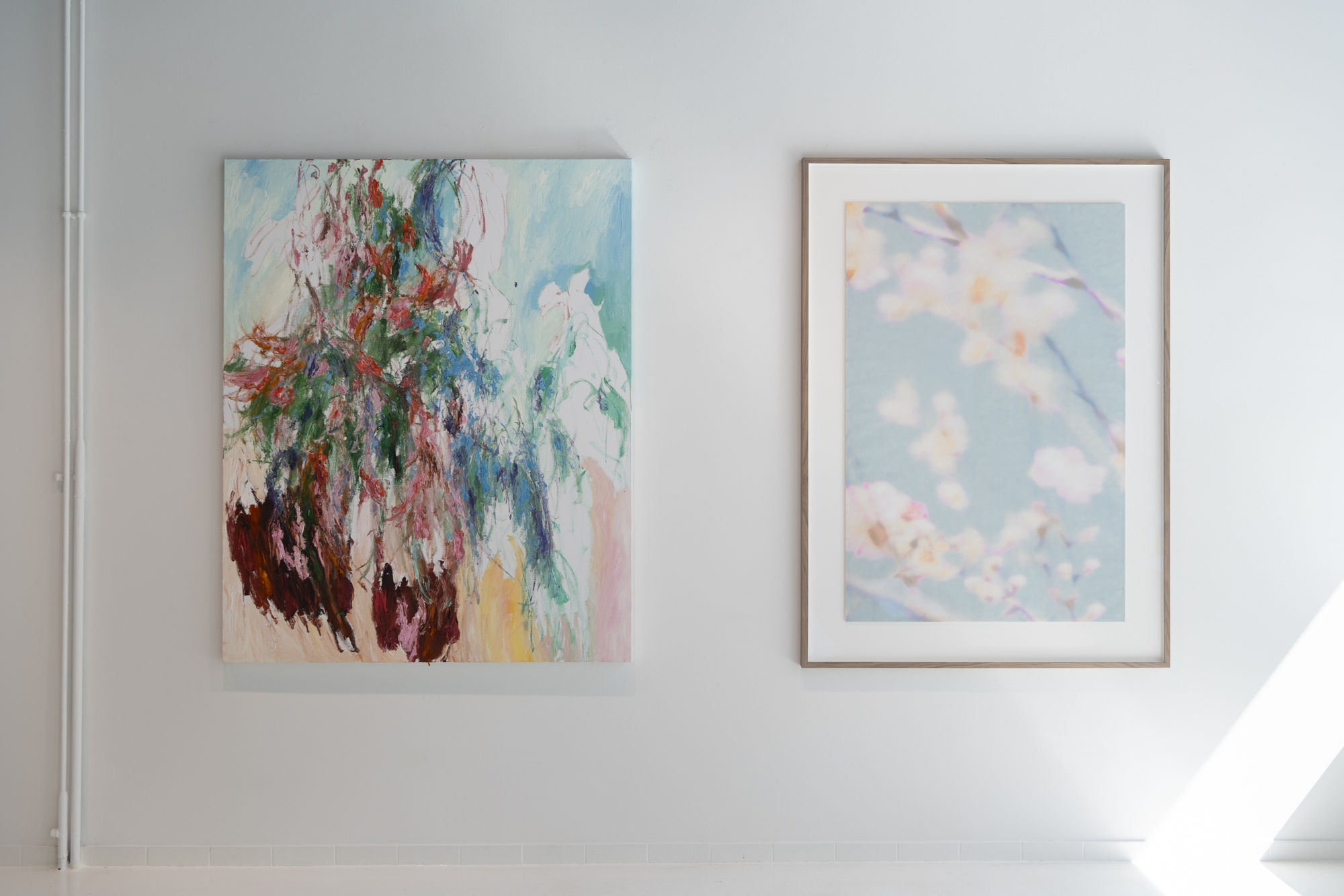 BLOOMING – THE ARTIST ARNE QUINZE IN DIALOGUE WITH 12 PHOTOGRAPHERS