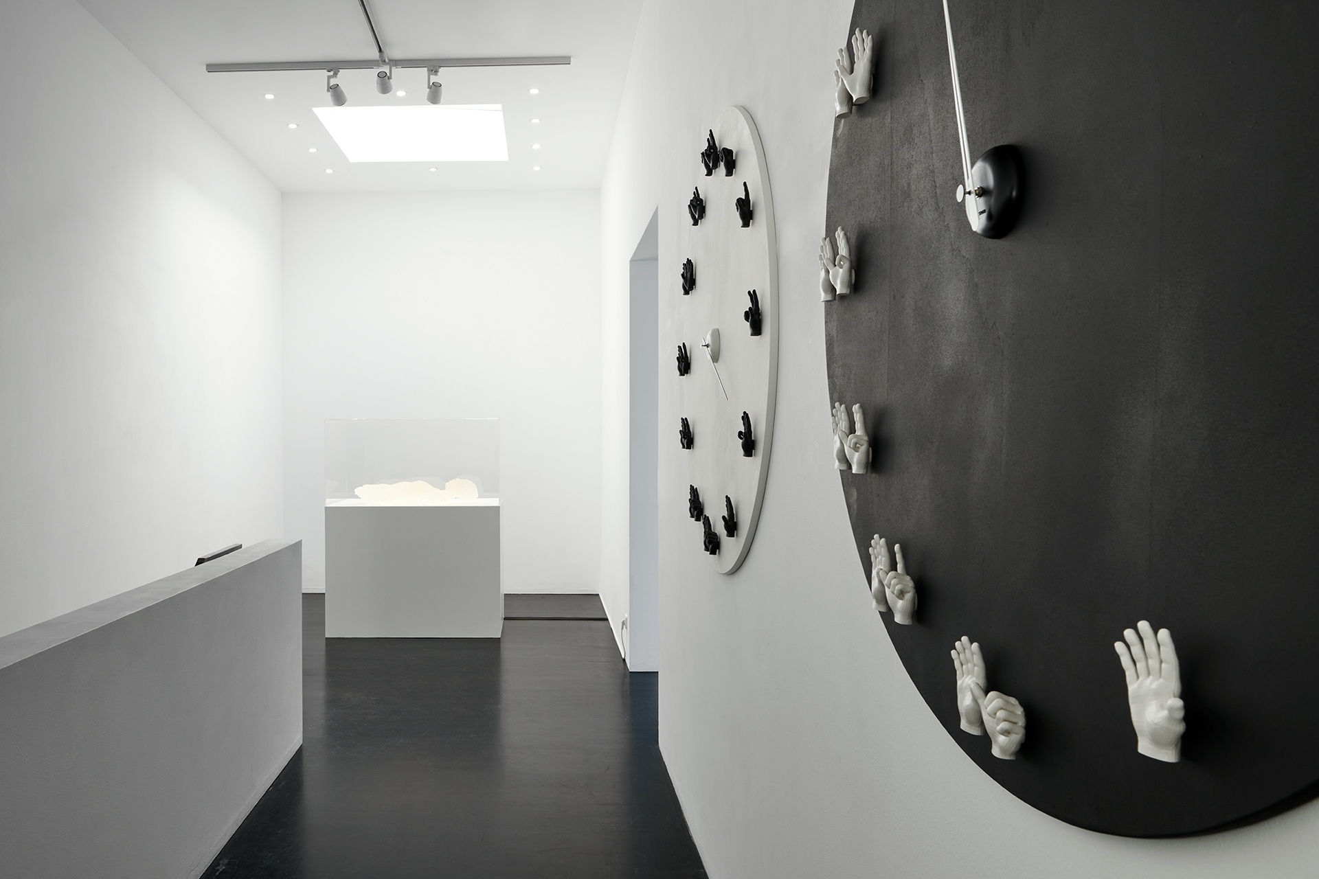 [COLOGNE] SHIFTING MOMENTS