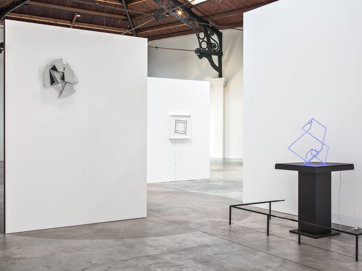 CE MOUVEMENT QUI DEPLACE LES LIGNES