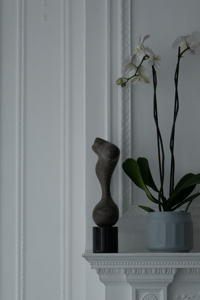 Grishigiano: Fine Pretence