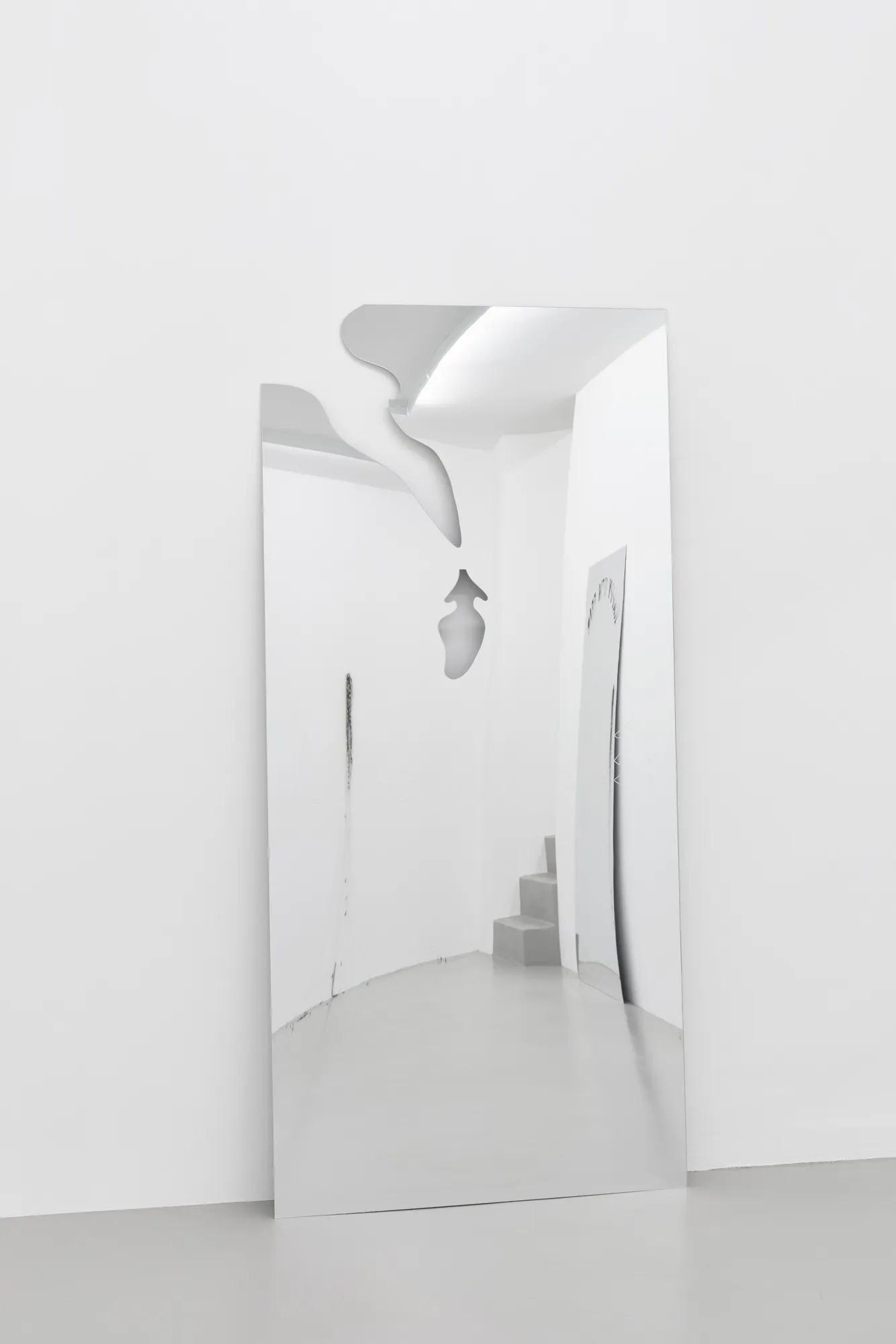 Untitled, 2022, Plexiglass, 179 x 85 x 17 cm