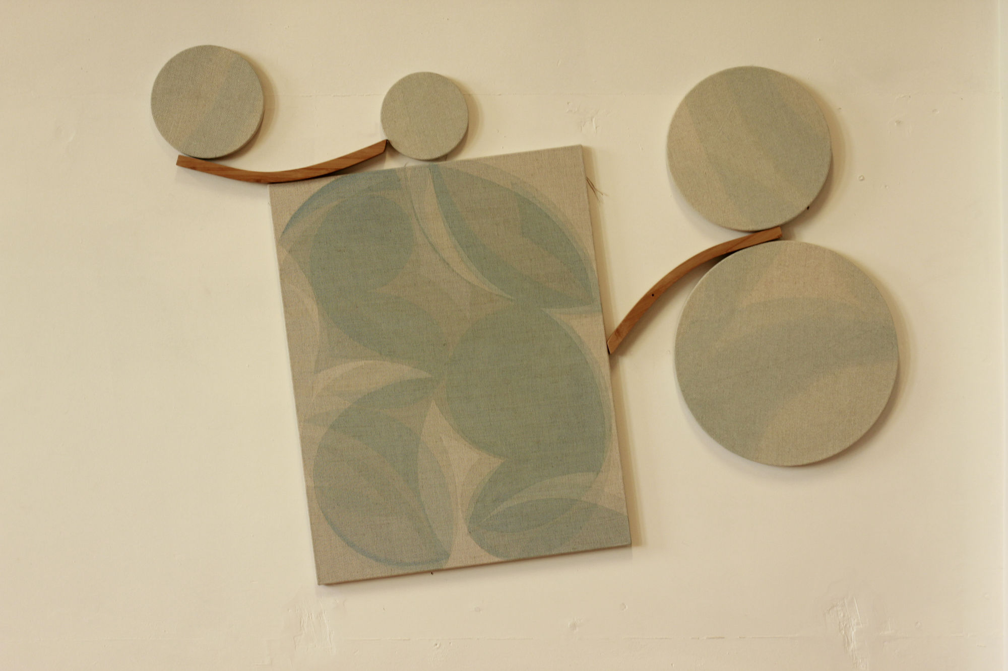 YELENA POPOVA, Untitled (blue & 4 circles), 2014