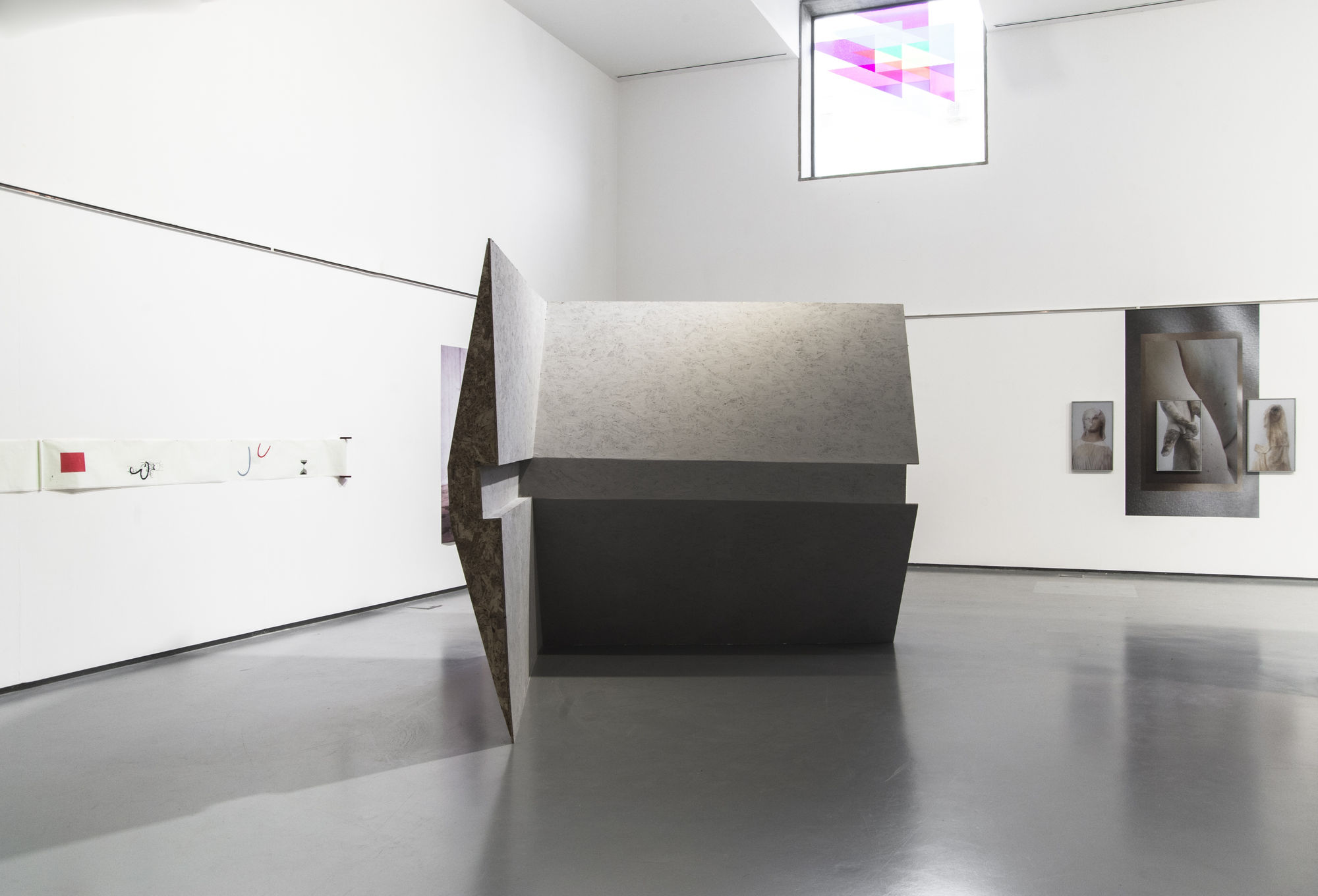 Cap&iacute;tulo I installation view, Photo: Mia Dudek