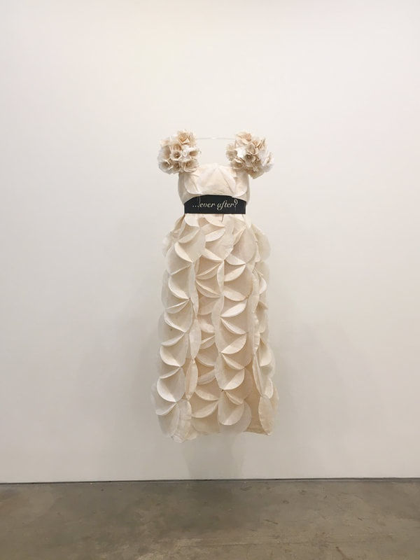 Anna Mavromatis: Stay Still. Smile!