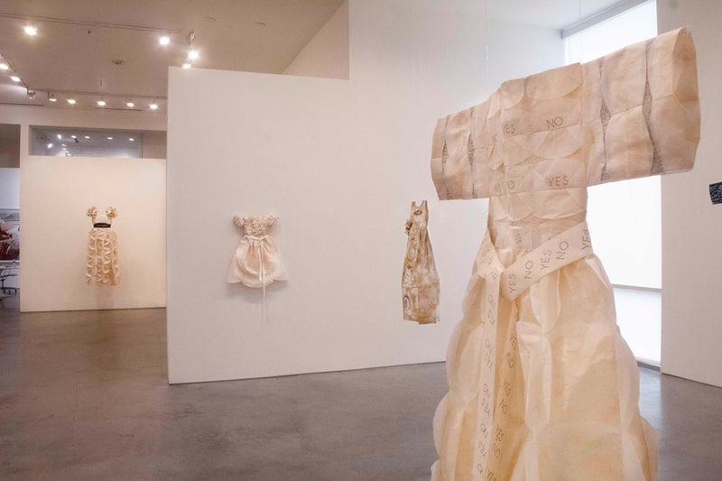 Anna Mavromatis: Stay Still. Smile!