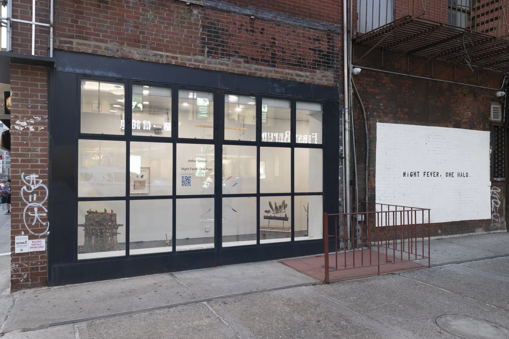 Arthur Simms NIGHT FEVER, ONE HALO, Installation View, 2022