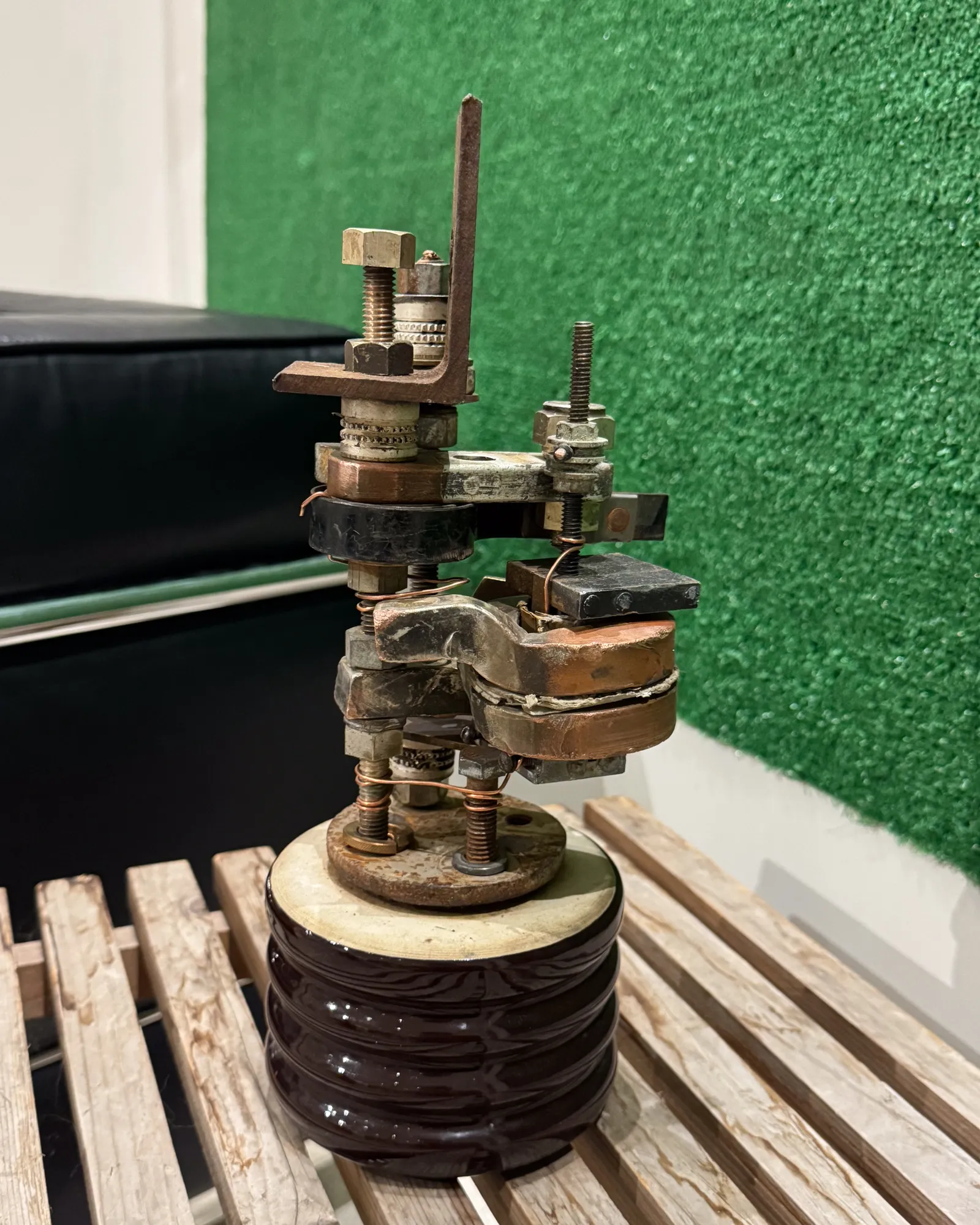 DAYDREAMING AT MIDNIGHT