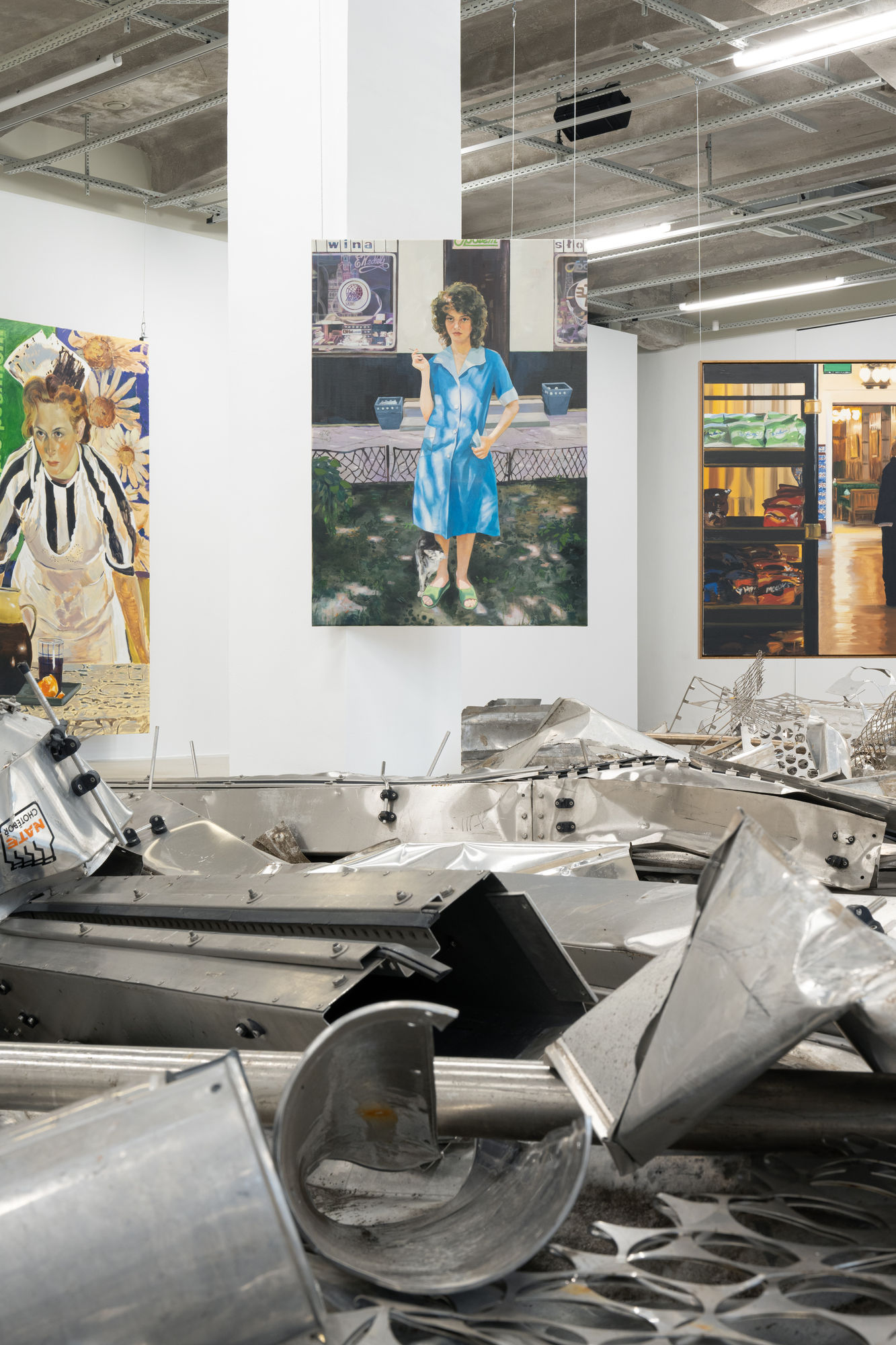 Adéla Janská, Paulina Olowska, Caroline Walker: Za Pultem (Behind the Counter), Telegraph, Olomouc