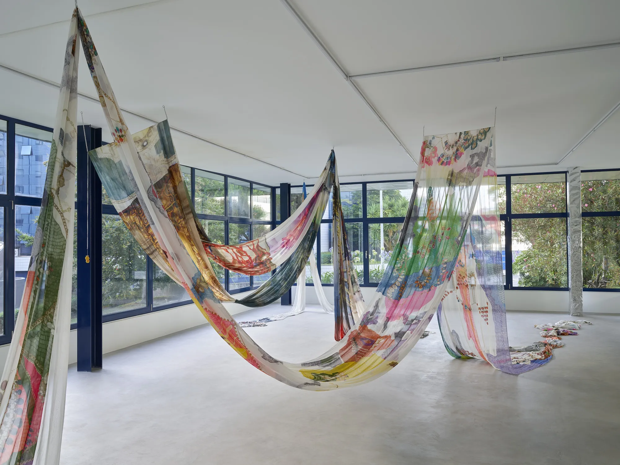 Spider in my Left Hand