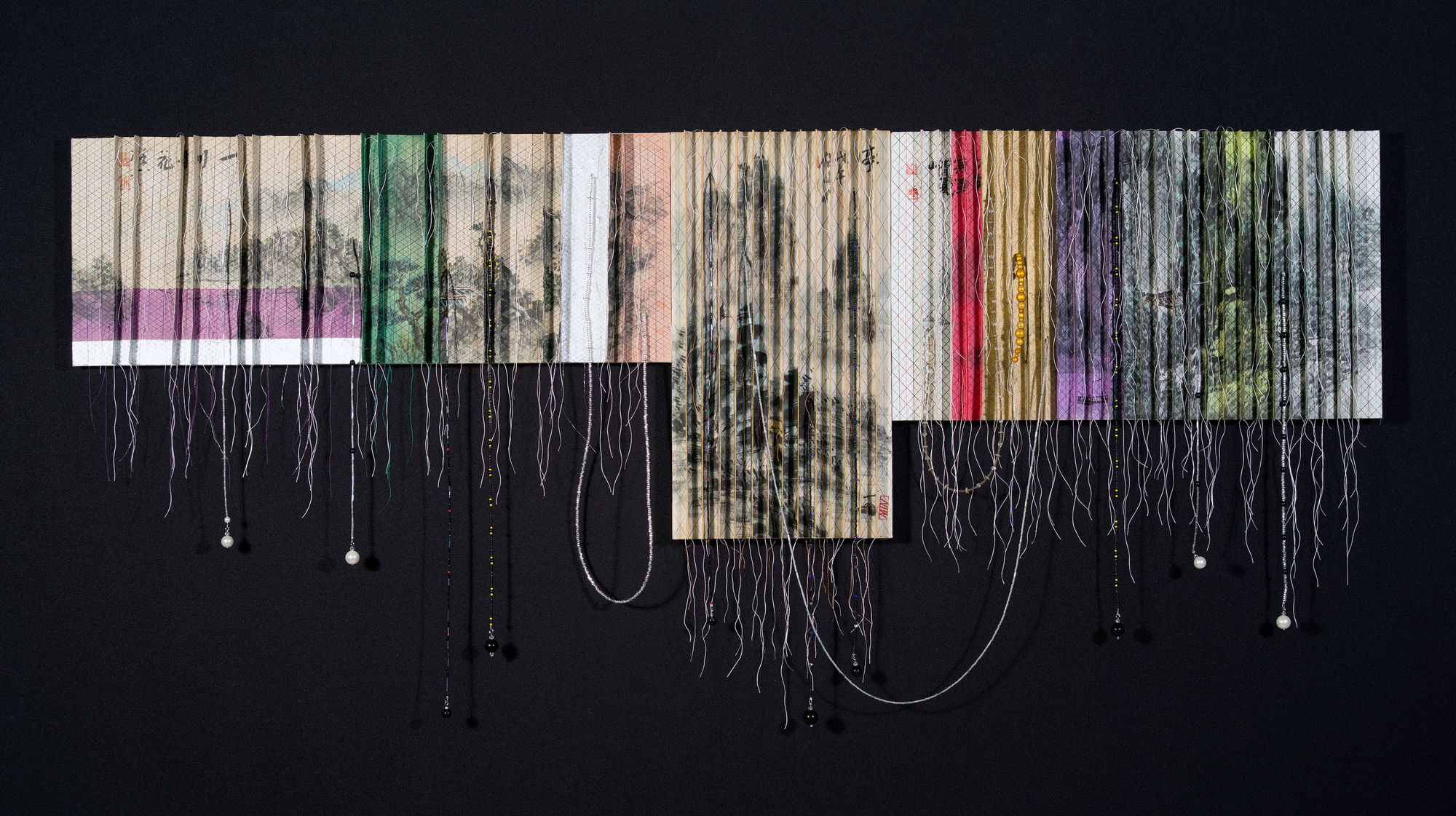 가변성을 위한 연습, 2022, 수집된 산수화, 볼펜, 재봉틀 작업, 안료,구슬, 132.5 x 41cm