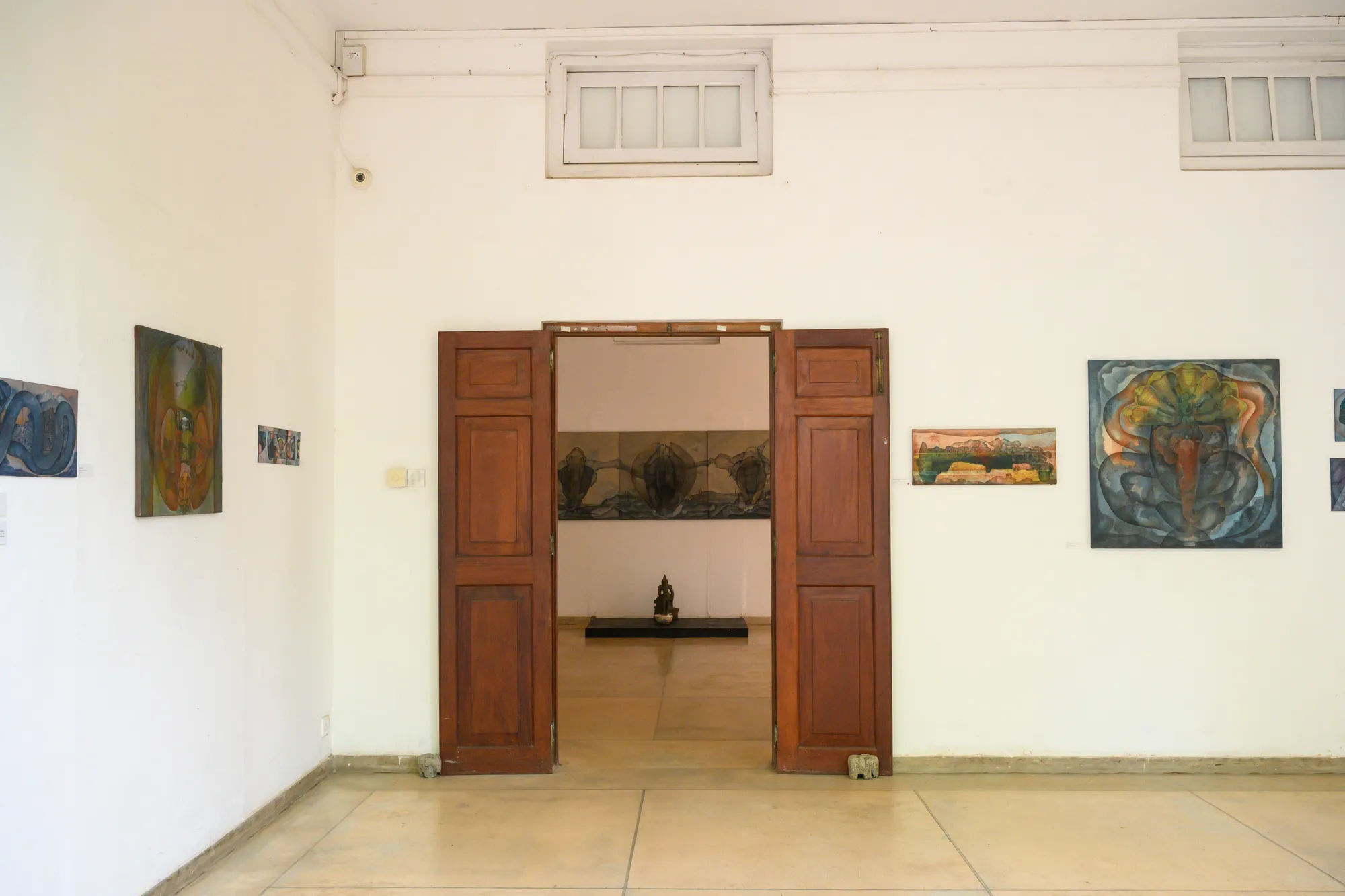 Alakhshya: One that cannot be perceived