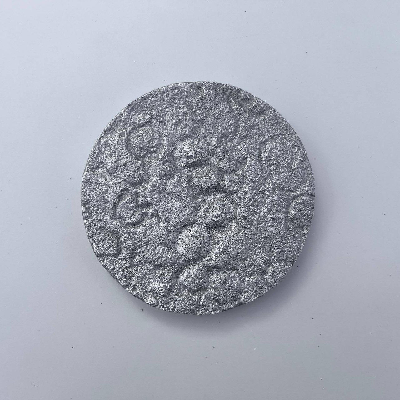 Thilo reich, Urban Tissue No. 3, 2026 Aluminium cast, 15,5 cm (diameter)