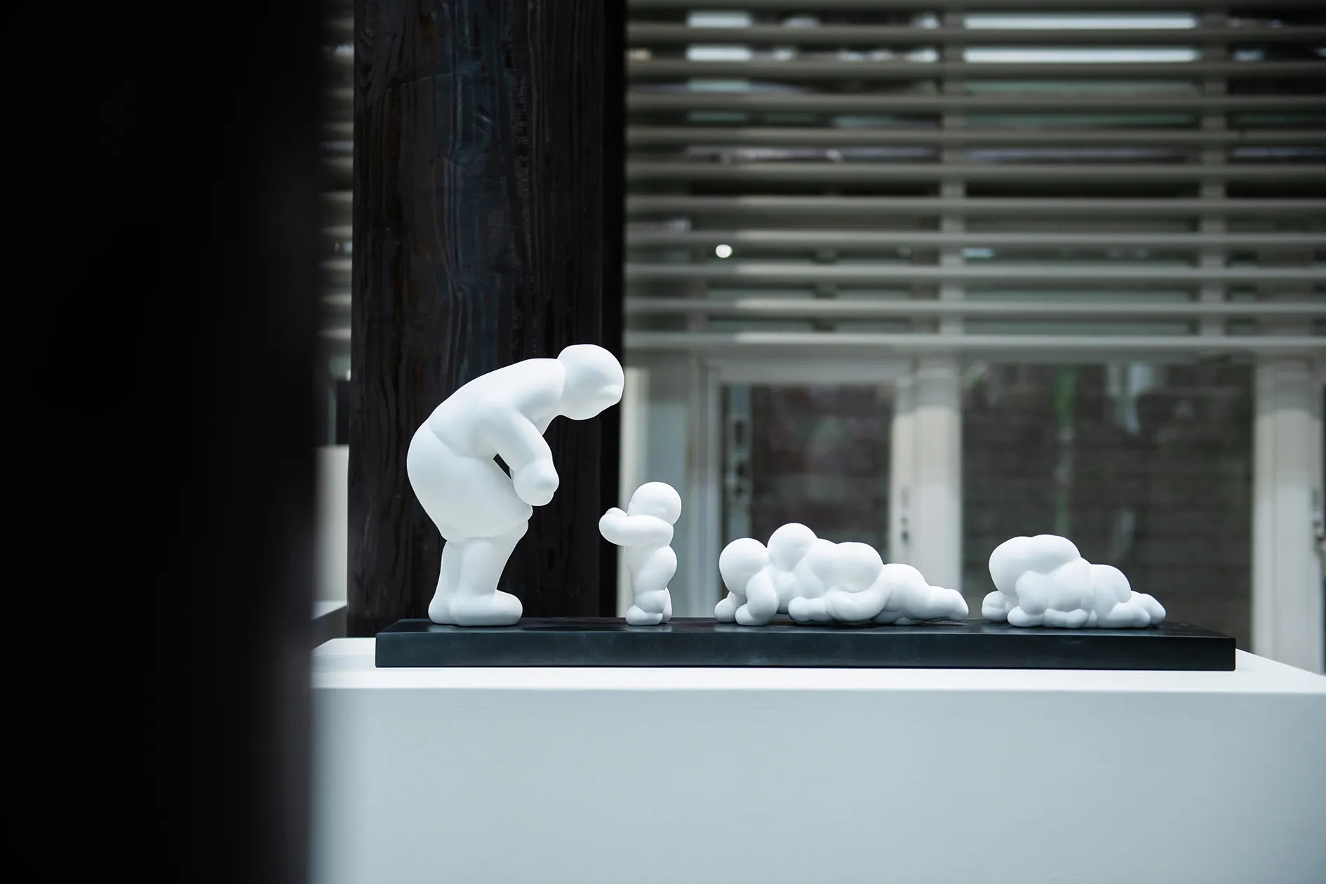 王尋雕塑展：串流虛擬與實境之間