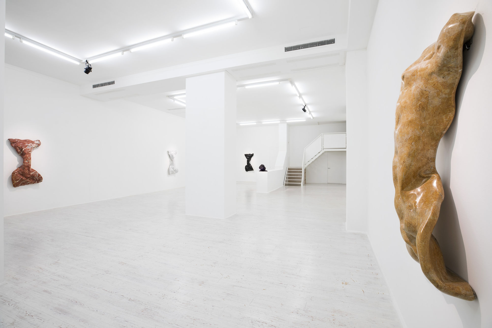 Lynda Benglis - Benglis and the Baroque