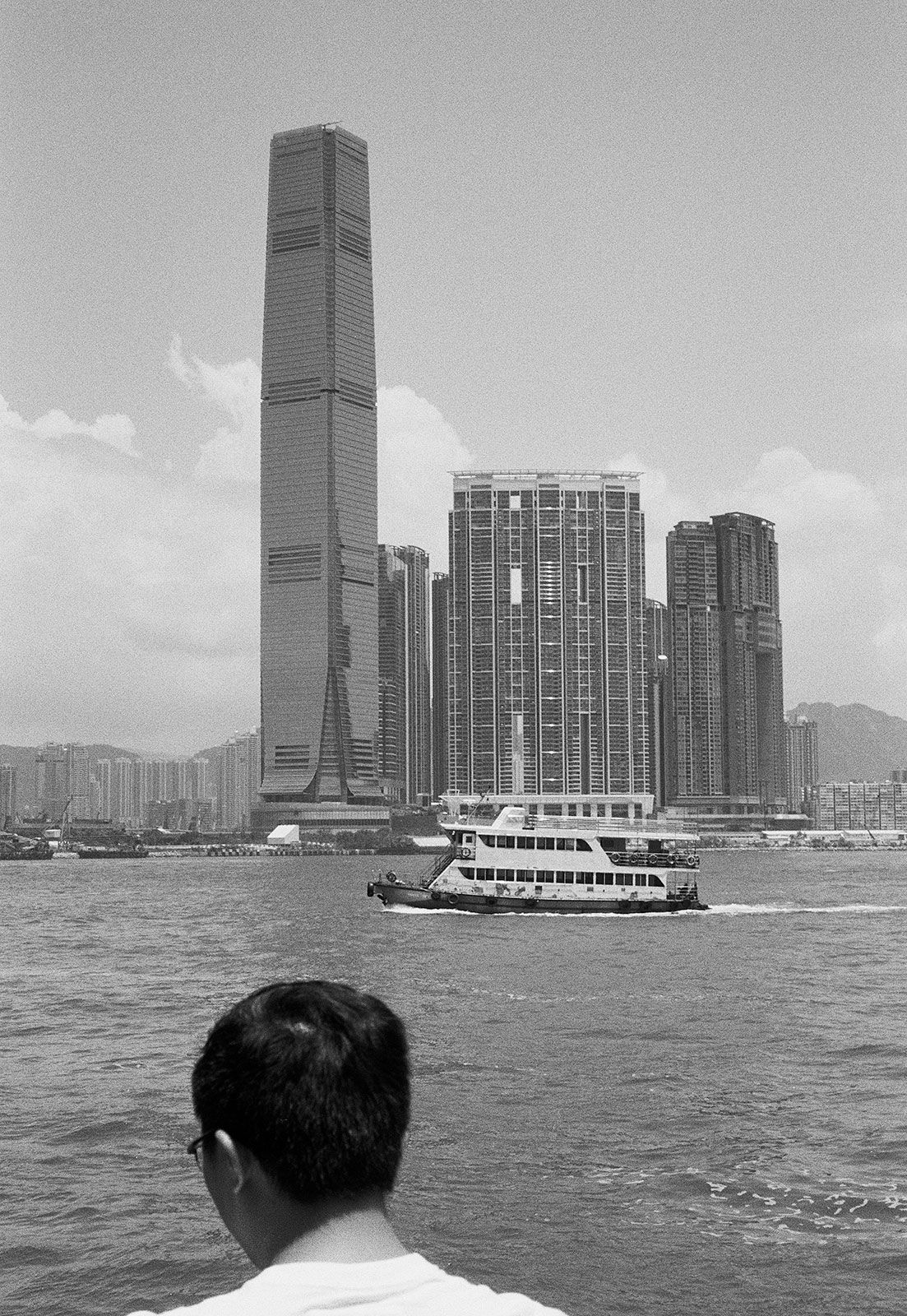 Untitled, Hong Kong, 2012 Archival Pigment Print on Hahnemuhle Photo Rag, 21x17" Edition of Three