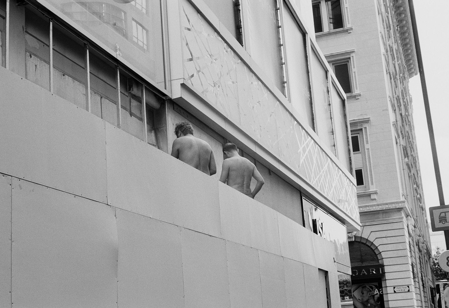 Untitled, Hong Kong, 2012 Archival Pigment Print on Hahnemuhle Photo Rag, 17x21" Edition of Three