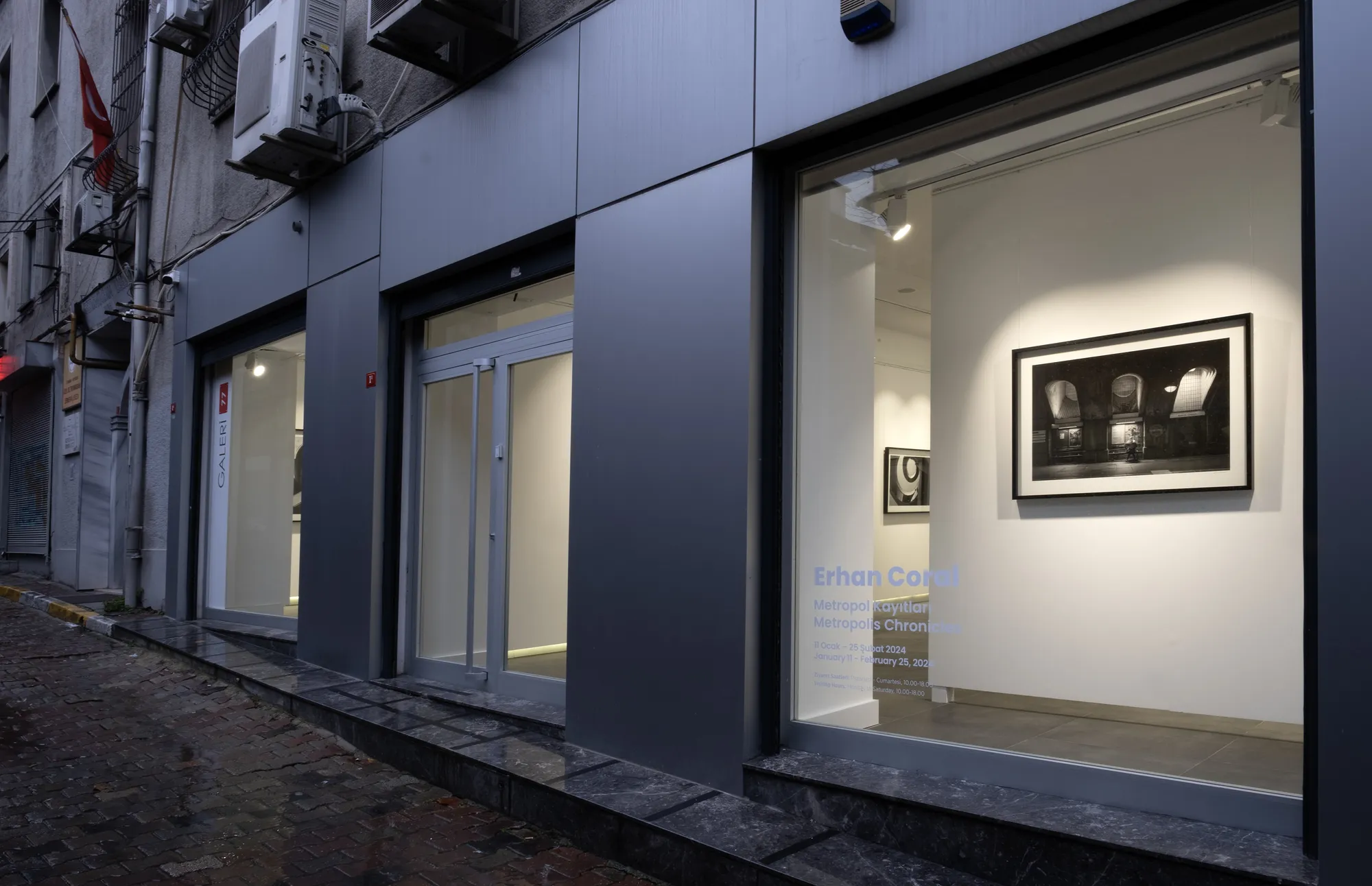 Metropolis Chronicles: Capturing Urban Architecture and Humanity