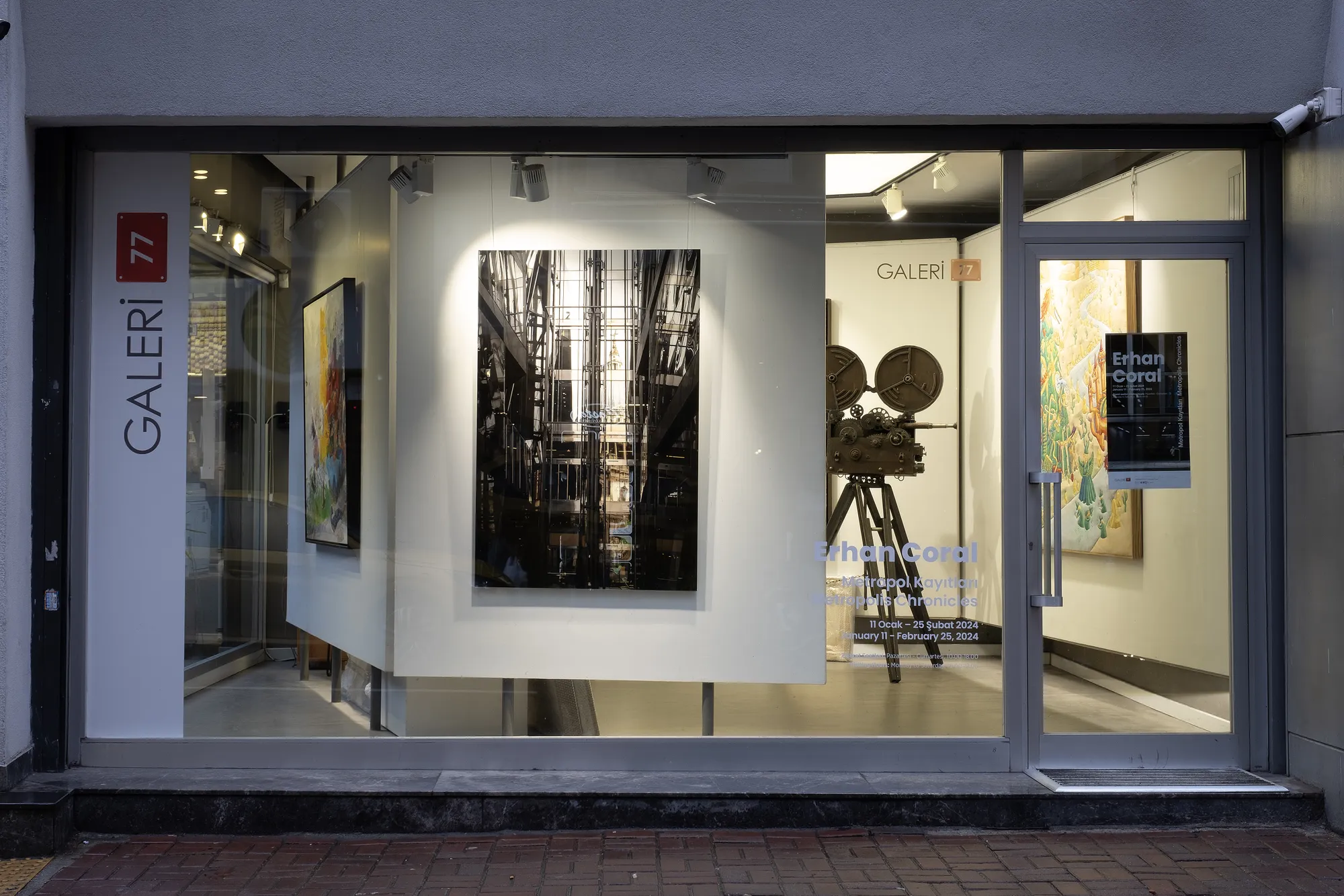 Metropolis Chronicles: Capturing Urban Architecture and Humanity